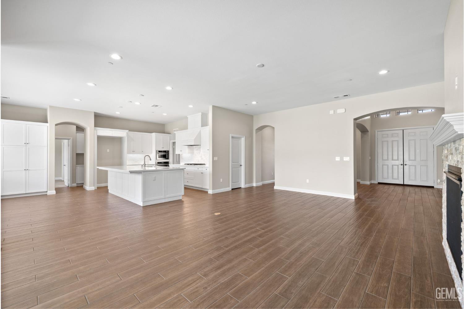 Bakersfield, California, 93311, United States, 4 Bedrooms Bedrooms, ,3 BathroomsBathrooms,Residential,For Sale,1926375
