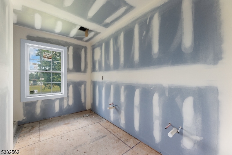 Readington Twp., New Jersey, 08853, United States, 3 Bedrooms Bedrooms, ,3 BathroomsBathrooms,Residential,For Sale,1939068
