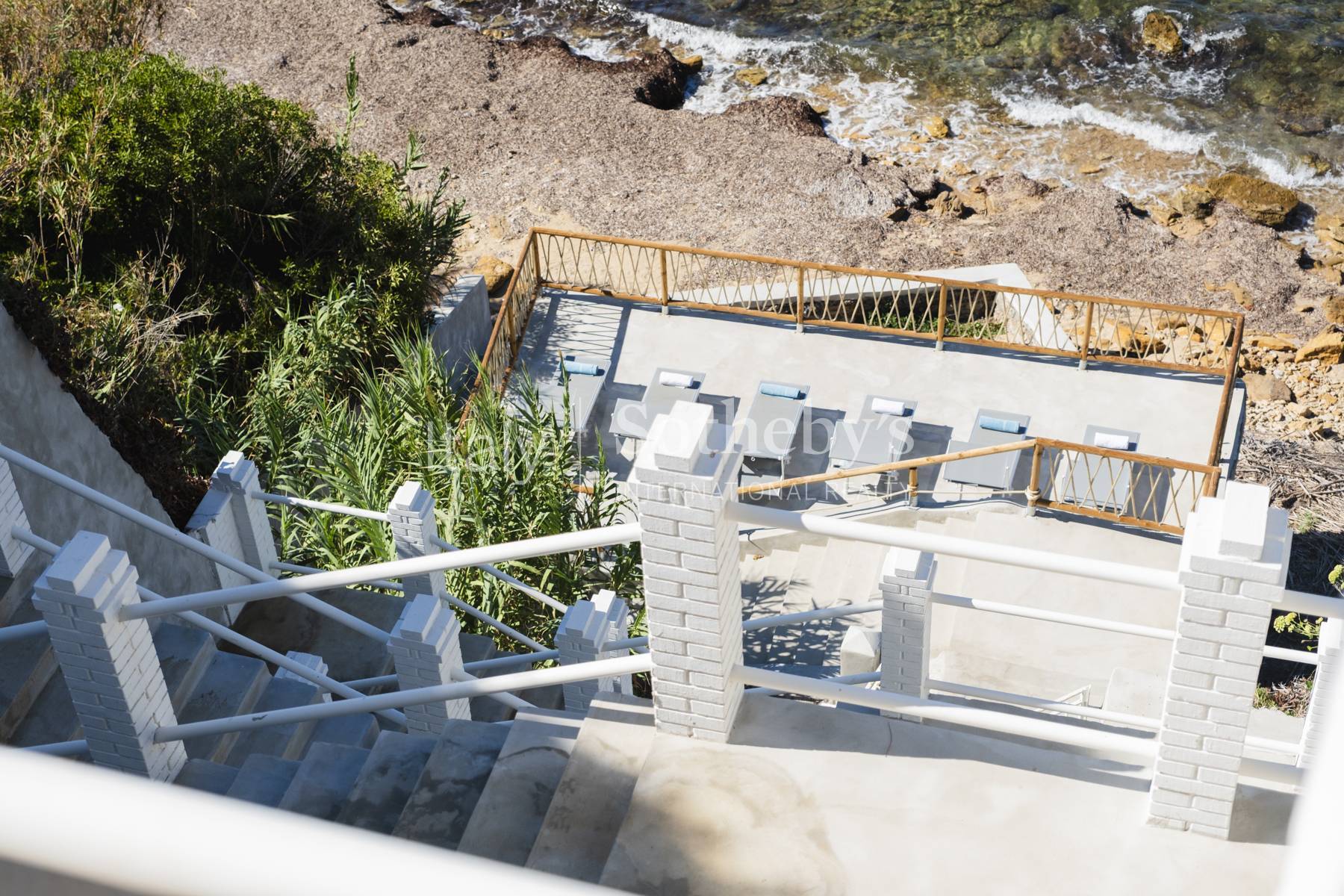  Exclusive villa with pool and private sea access - 物件實景