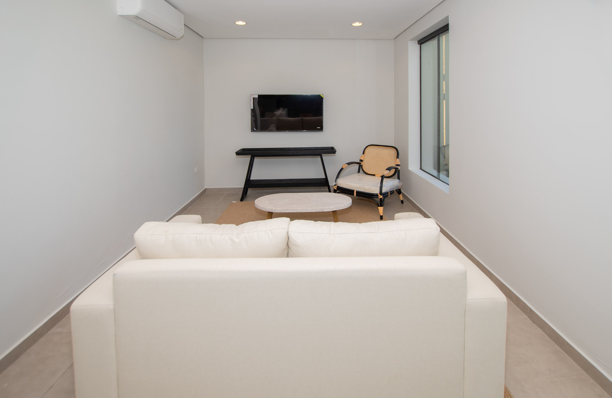  Elegant Brand-New Residence in San Bernardino - 物件實景