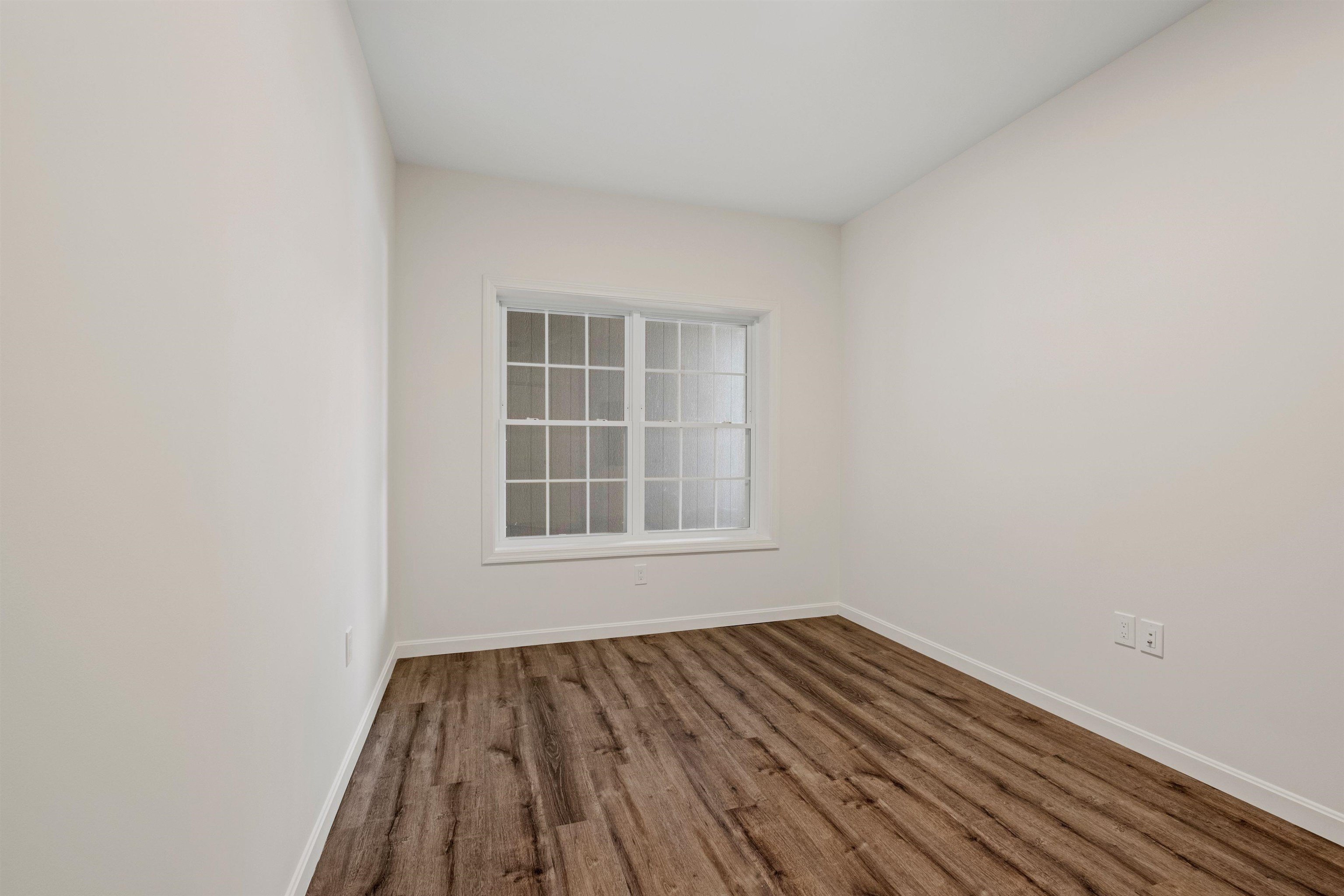 Lincoln, New Hampshire, 03251, United States, 5 Bedrooms Bedrooms, ,4 BathroomsBathrooms,Residential,For Sale,1921797