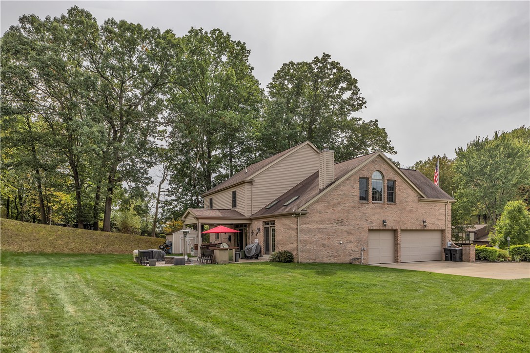 Peters Twp, Pennsylvania, 15317, United States, 4 Bedrooms Bedrooms, ,4 BathroomsBathrooms,Residential,For Sale,2002286