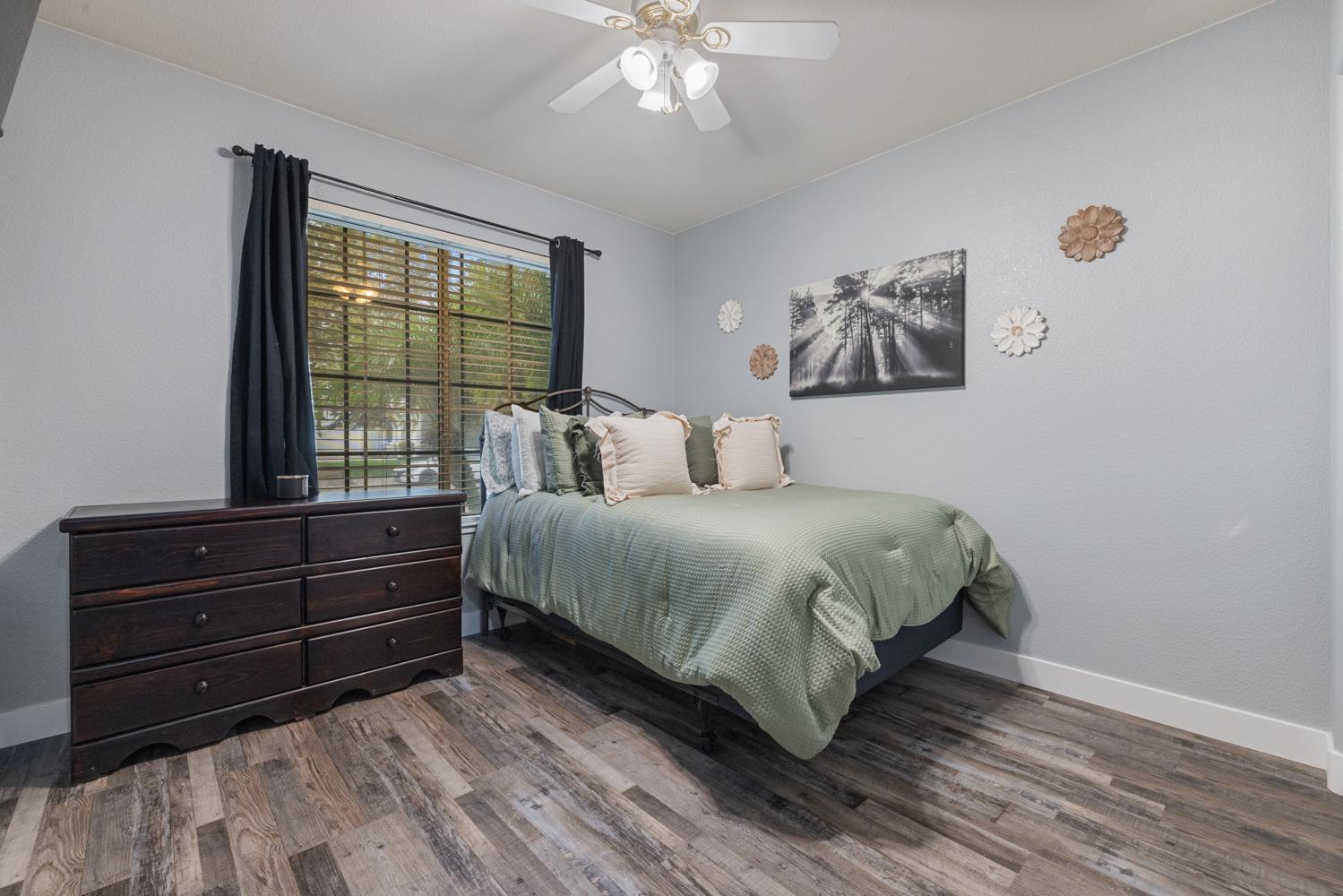 Ripon, California, 95366, United States, 6 Bedrooms Bedrooms, ,3 BathroomsBathrooms,Residential,For Sale,1978022