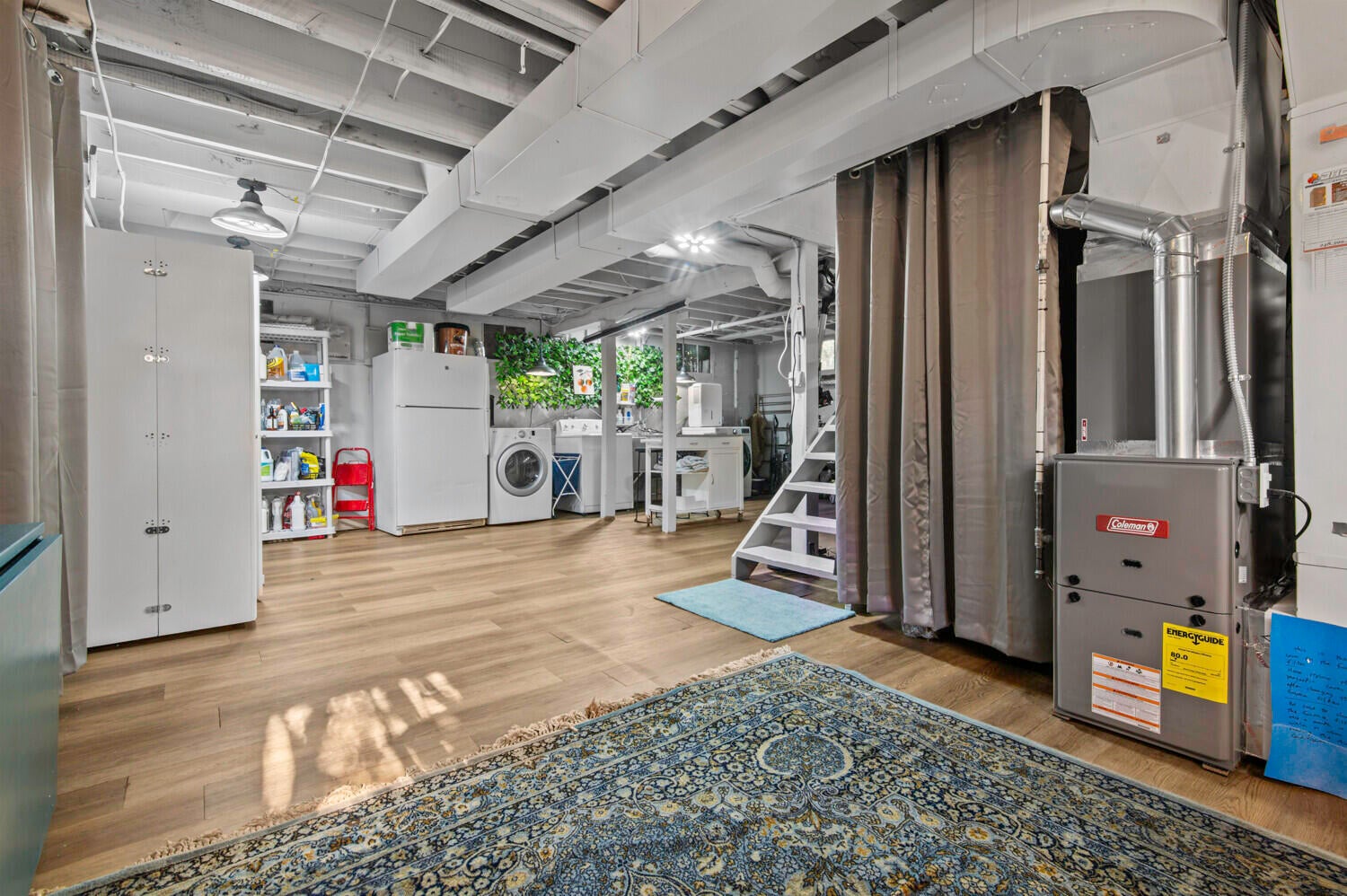 Ann Arbor, Michigan, 48103, United States, 4 Bedrooms Bedrooms, ,3 BathroomsBathrooms,Residential,For Sale,1991262