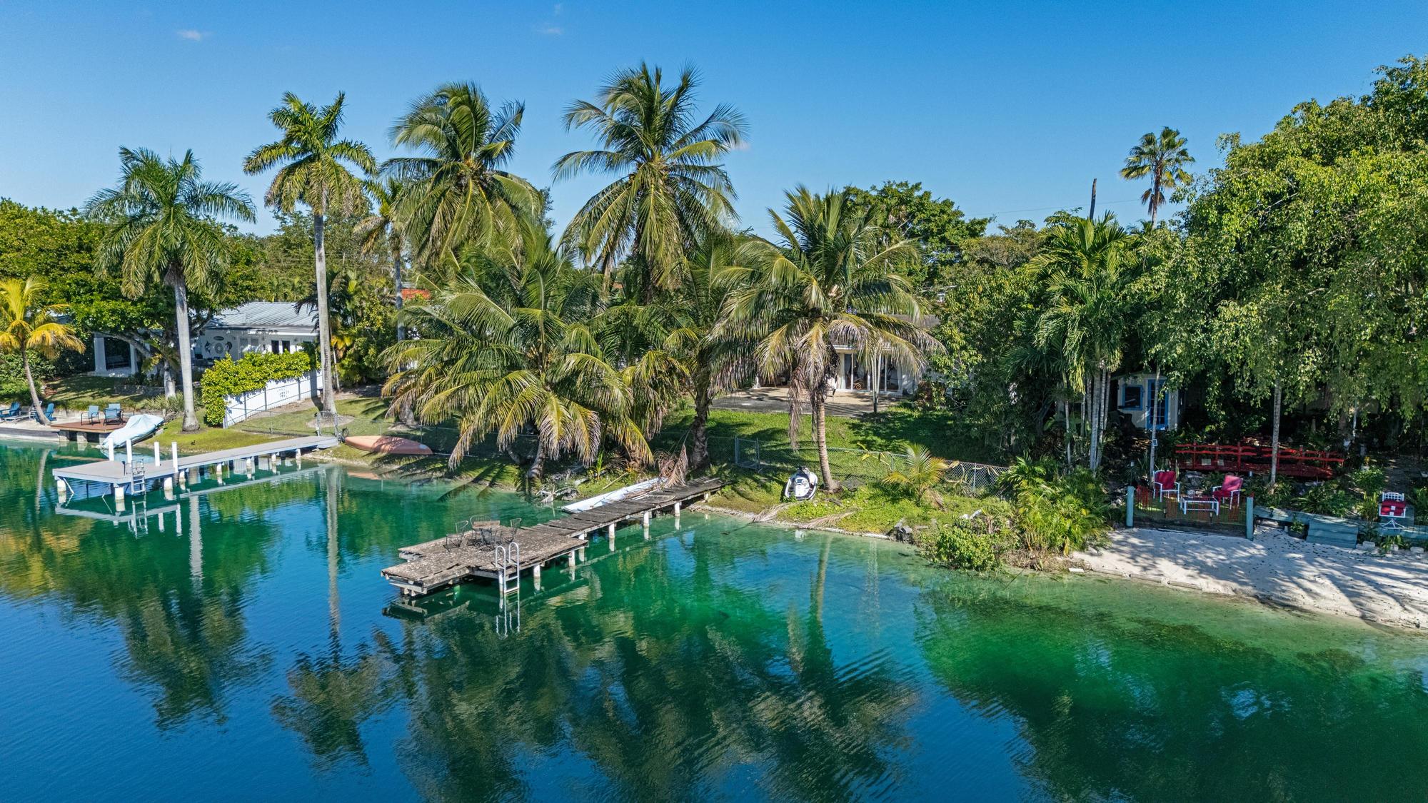 Miami, Florida, 33165, United States, 3 Bedrooms Bedrooms, ,2 BathroomsBathrooms,Residential,For Sale,1995452