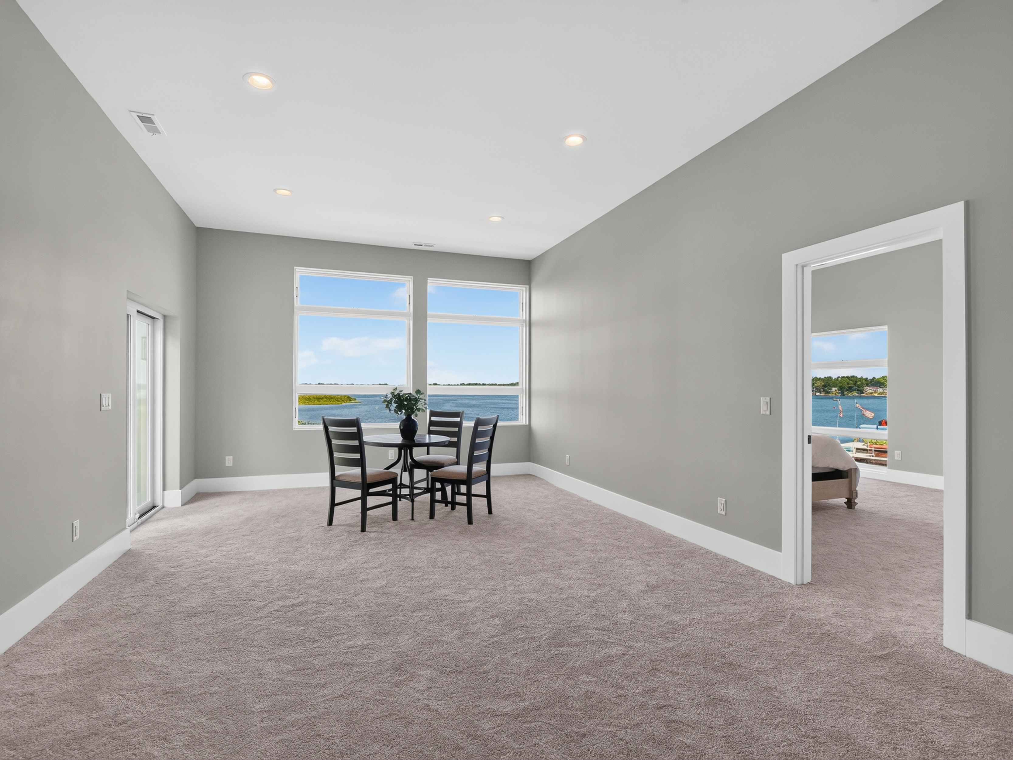  Exceptional Waterfront Home with Panoramic Lake Views - 物件實景