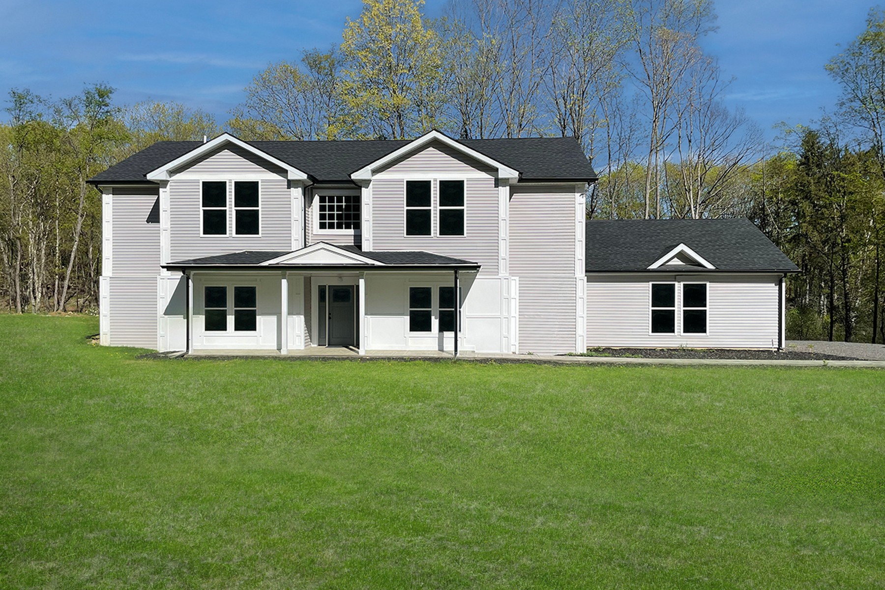  Gracious Contemporary Colonial - 物件實景