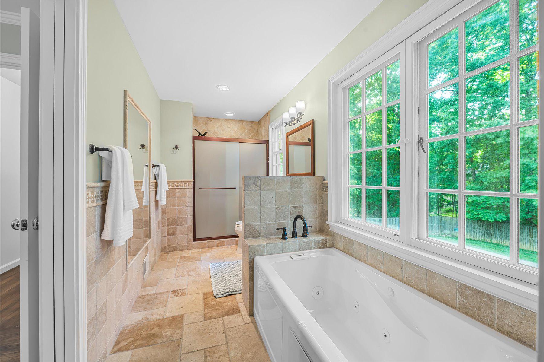  11152 Powder Horn Drive, Potomac, MD, 20854 - 物件實景