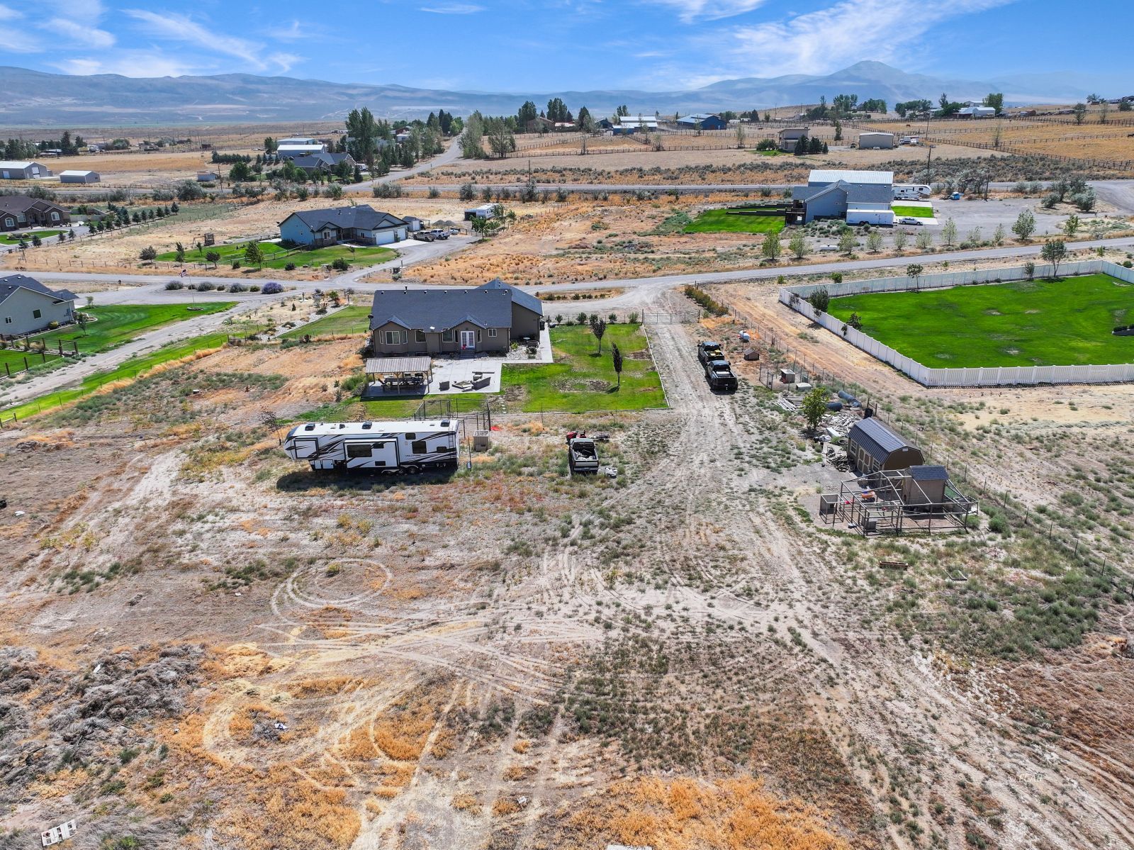 Elko, Nevada, 89801, United States, 6 Bedrooms Bedrooms, ,3 BathroomsBathrooms,Residential,For Sale,1868372