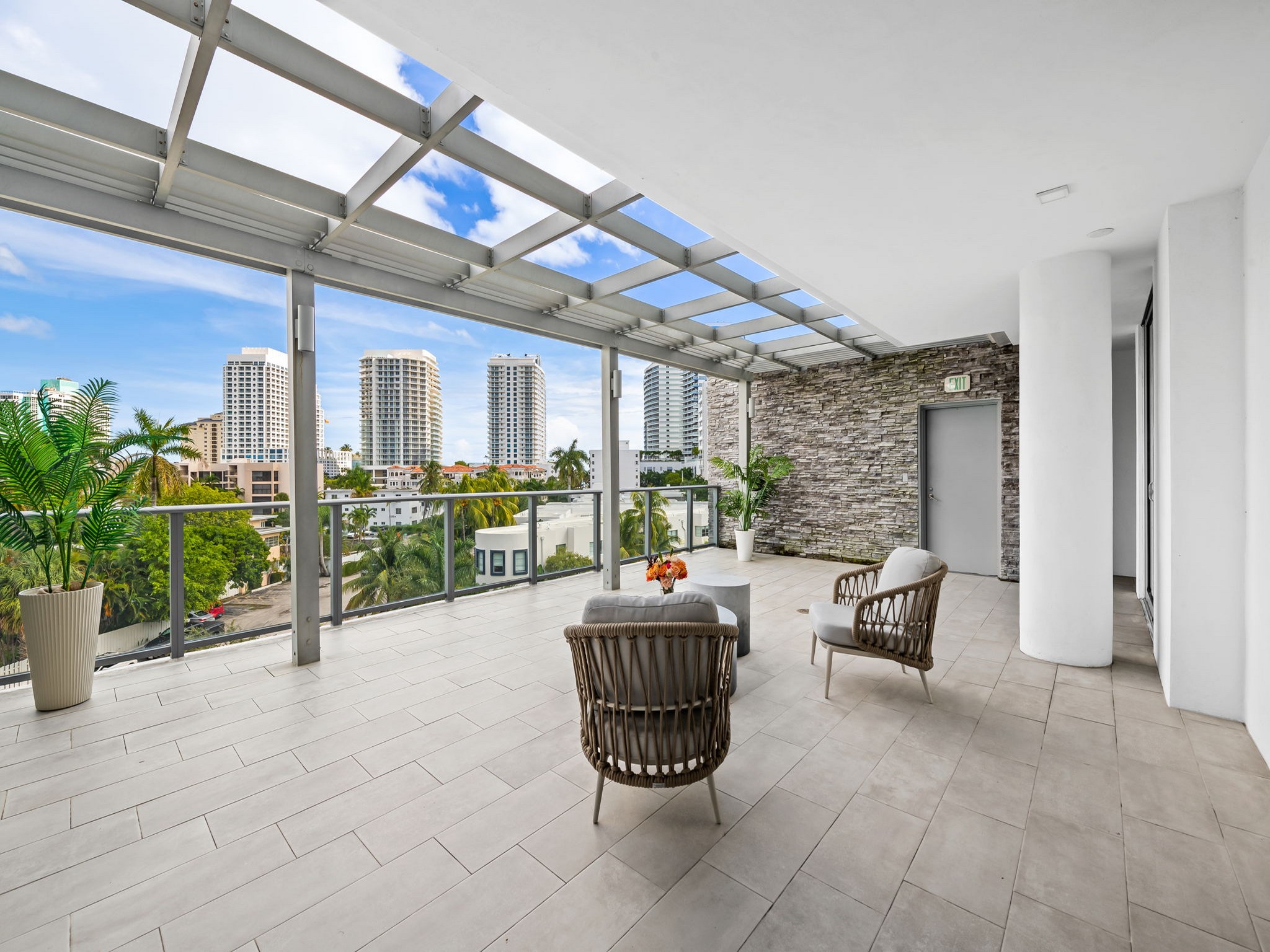  435 Bayshore Drive, Fort Lauderdale, FL, 33304 - 物件實景