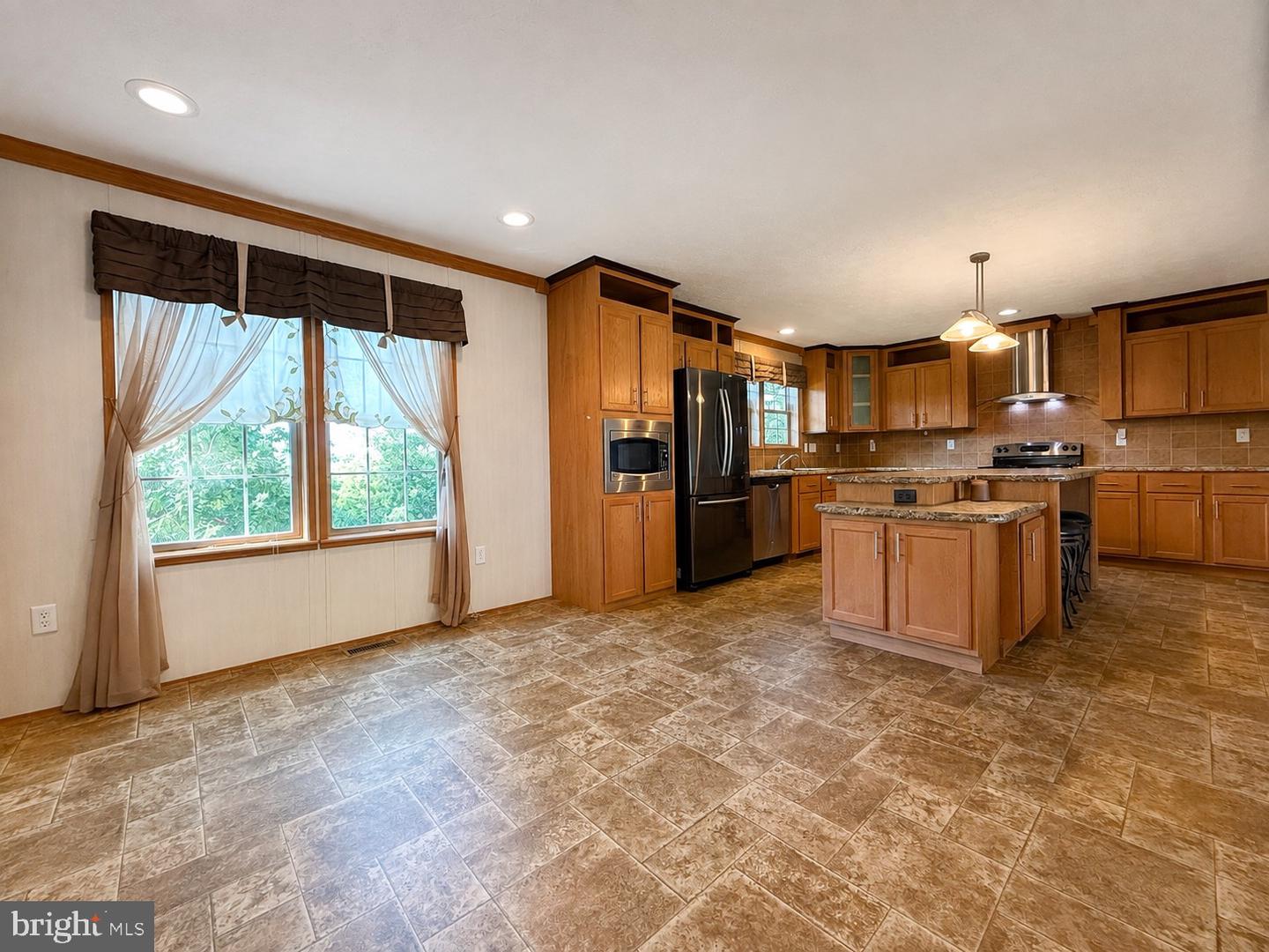 Avilton Lonaconing Rd, Lonaconing, MD 21539