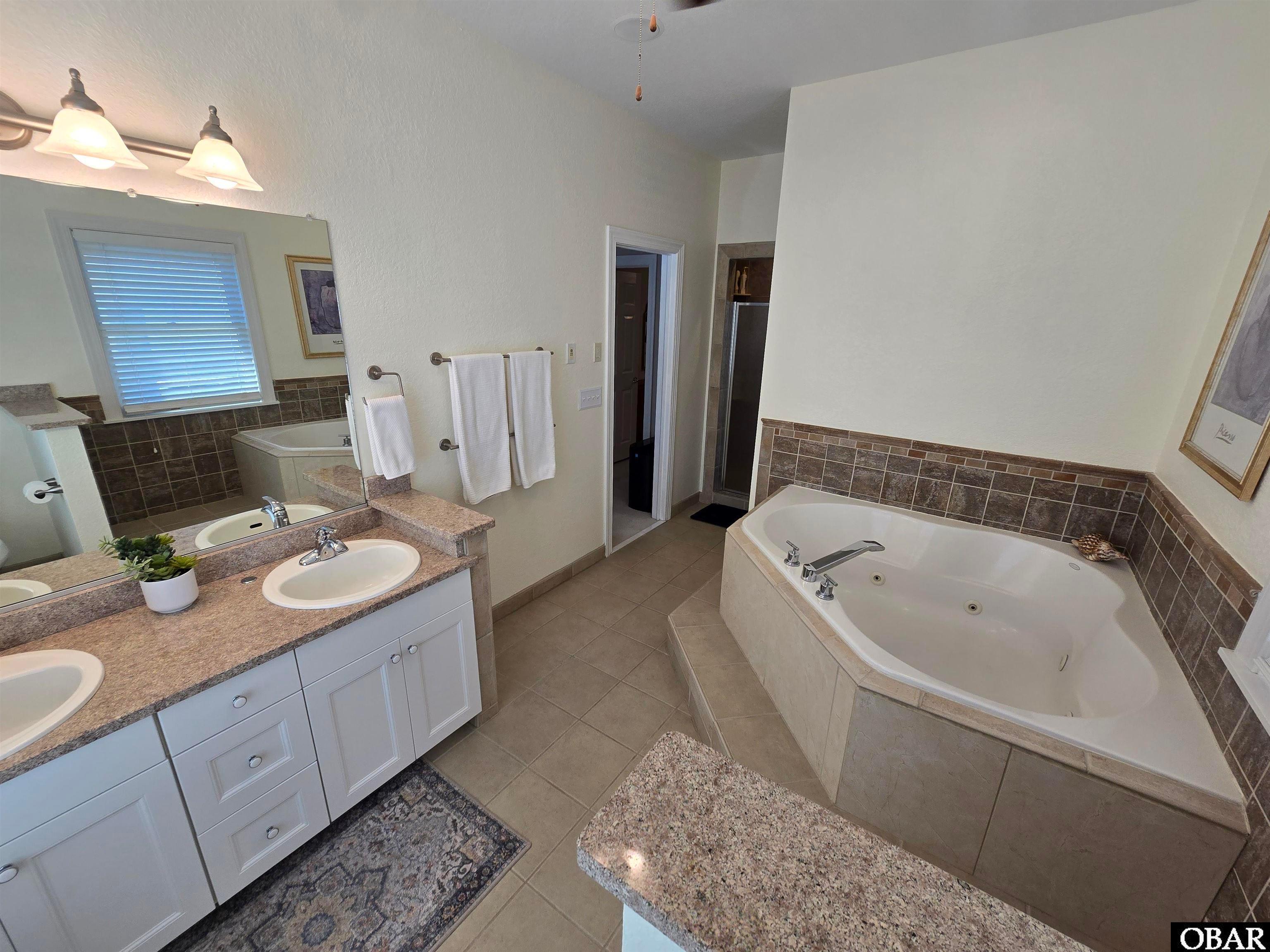 Powells Point, North Carolina, 27966, United States, 3 Bedrooms Bedrooms, ,3 BathroomsBathrooms,Residential,For Sale,1905964