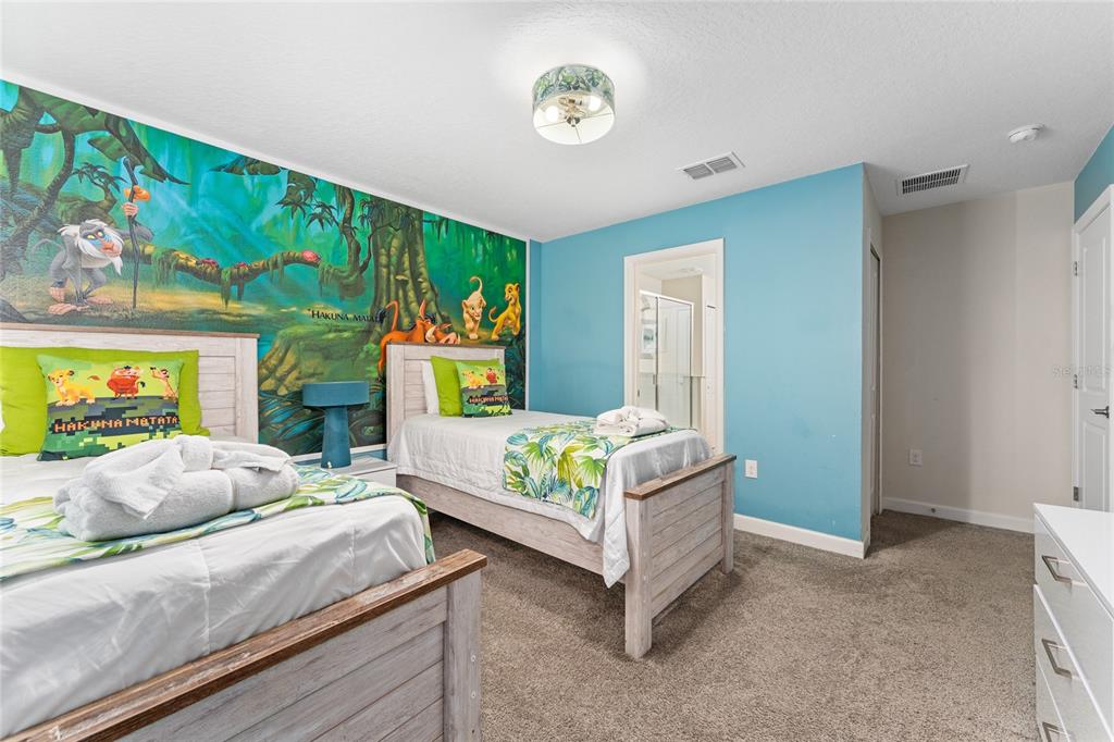 Davenport, Florida, 33896, United States, 8 Bedrooms Bedrooms, ,5 BathroomsBathrooms,Residential,For Sale,1907753