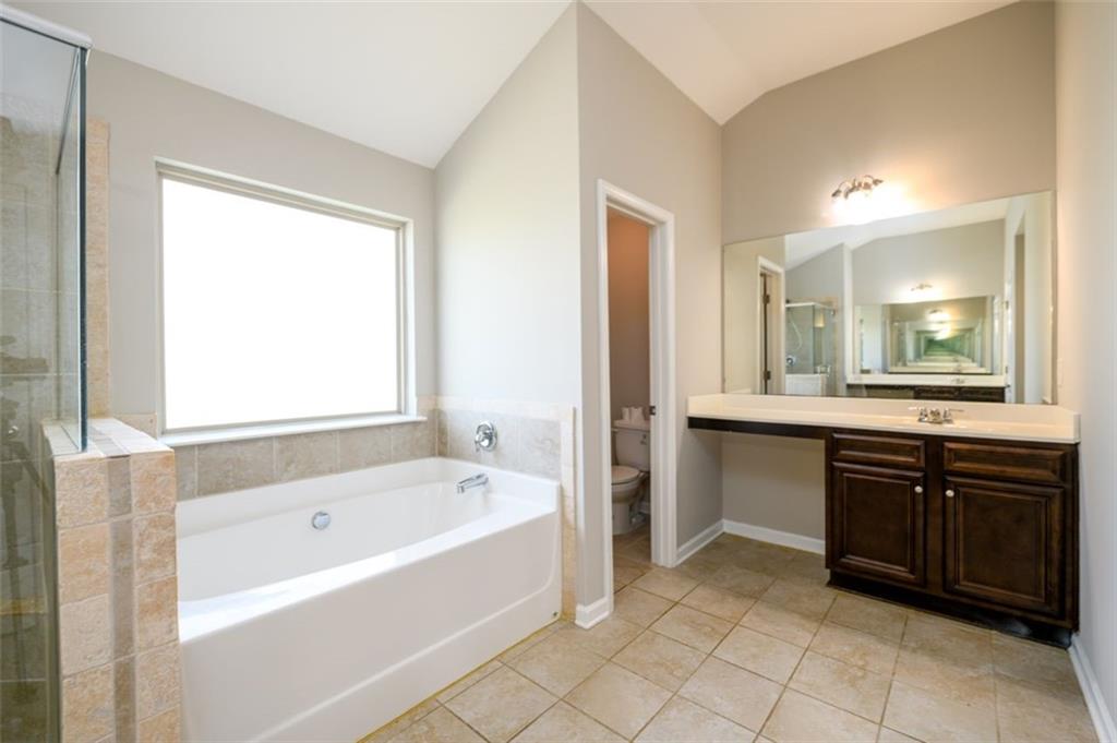 Grayson, Georgia, 30017, United States, 5 Bedrooms Bedrooms, ,3 BathroomsBathrooms,Residential,For Sale,1838638