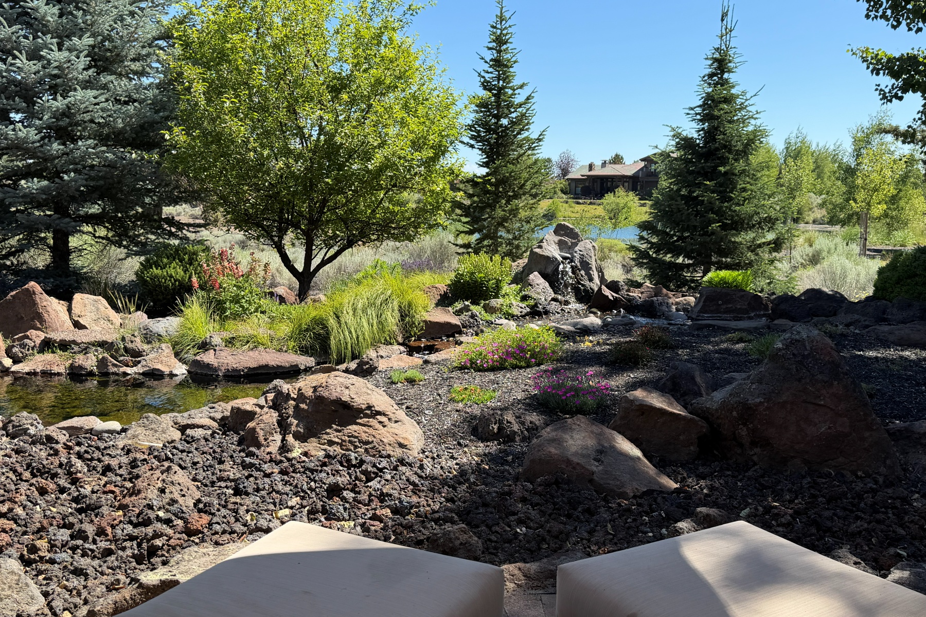  23098 Watercourse Way Bend, OR 97701 - 物件實景