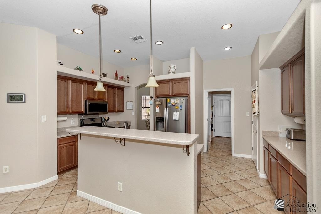 Yuma, Arizona, 85367-4912, United States, 4 Bedrooms Bedrooms, ,2 BathroomsBathrooms,Residential,For Sale,1923195