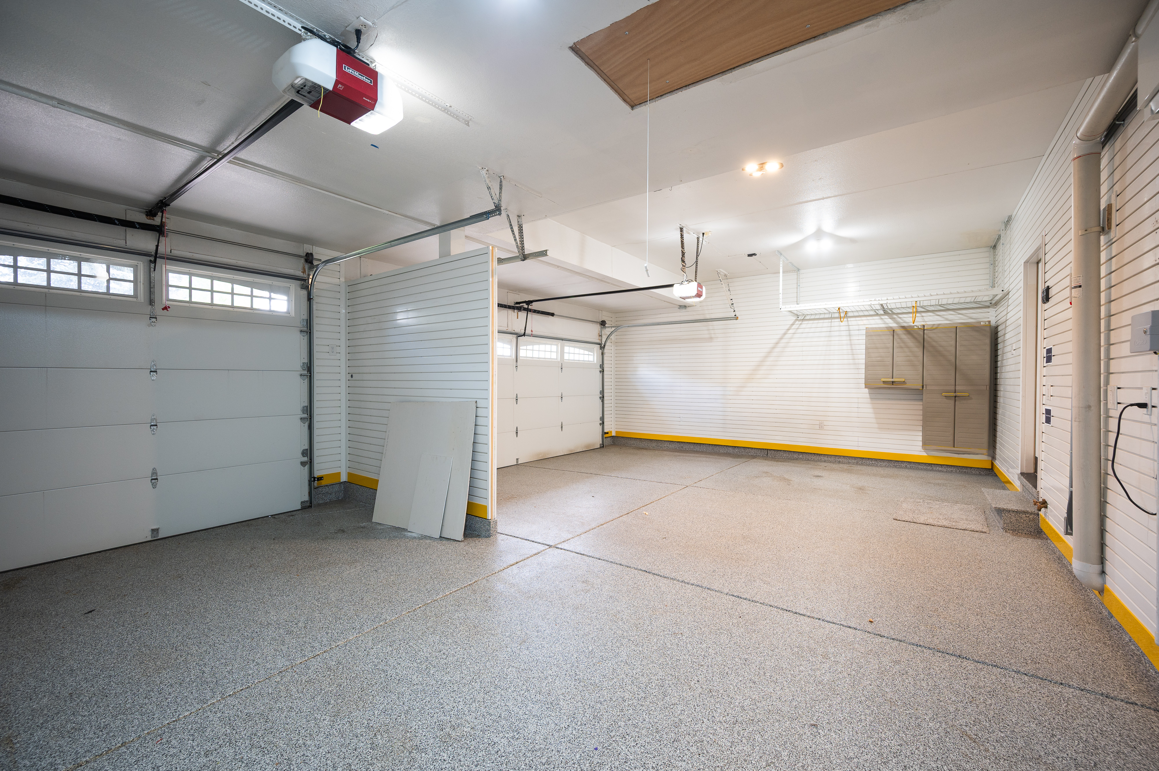  Stunning 5 bed, 5 bath home loaded with upgrades and improvements - 物件實景