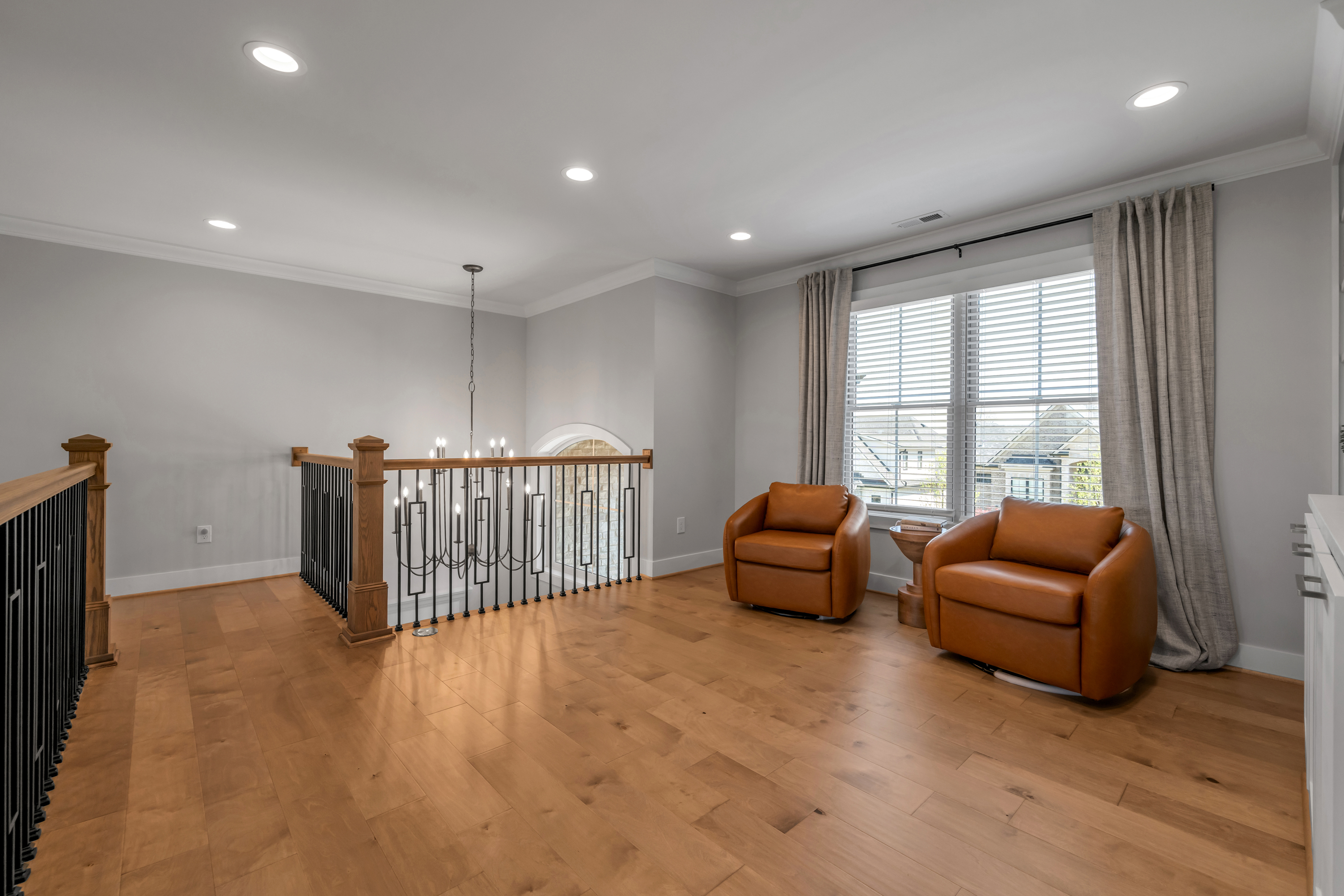  2429 Lorenzo Way - 物件實景