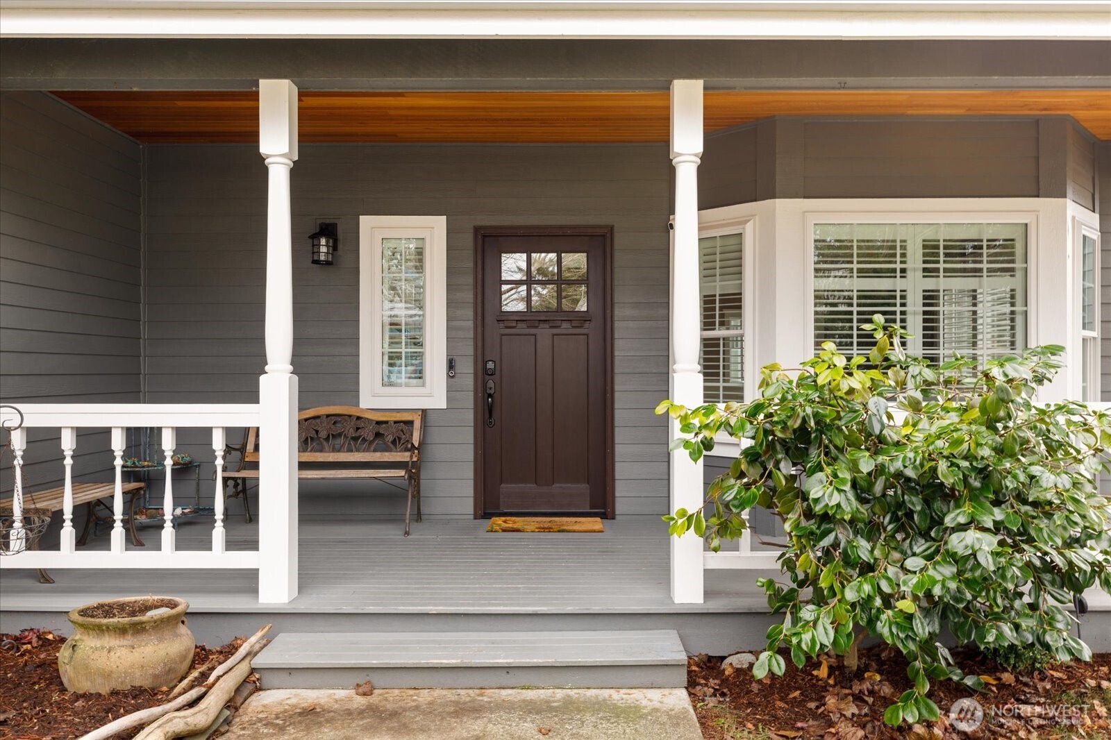 Oak Harbor, Washington, 98277, United States, 3 Bedrooms Bedrooms, ,3 BathroomsBathrooms,Residential,For Sale,1996988