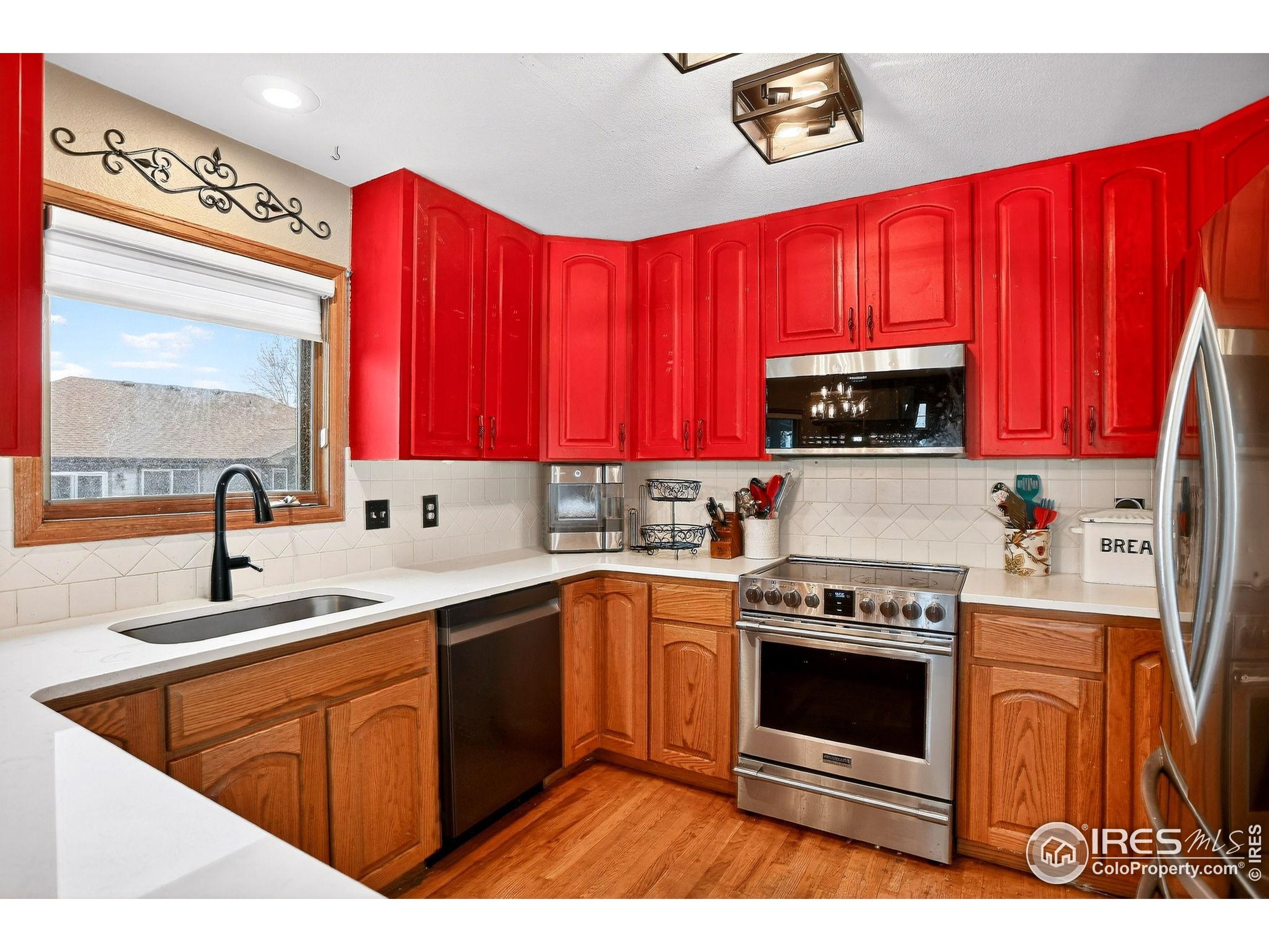 Loveland, Colorado, 80538, United States, 4 Bedrooms Bedrooms, ,4 BathroomsBathrooms,Residential,For Sale,1992882