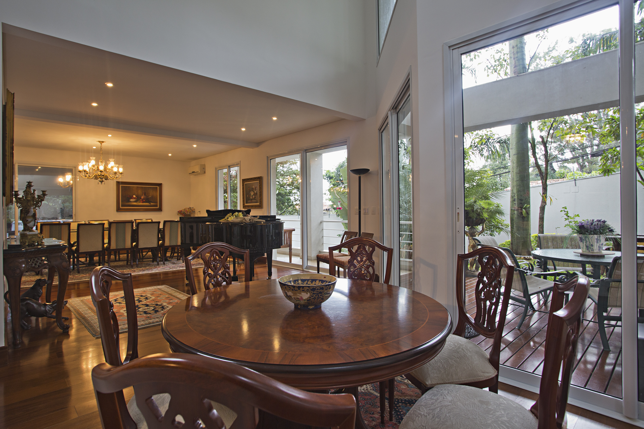  Home in a gated community surrounded by greenery - 物件實景