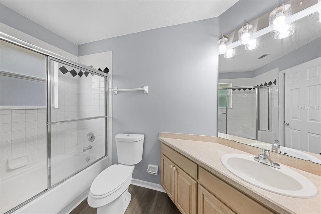 Apopka, Florida, 32712, United States, 5 Bedrooms Bedrooms, ,5 BathroomsBathrooms,Residential,For Sale,1806411