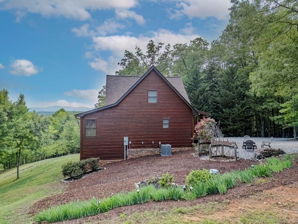 Morganton, Georgia, 30560, United States, 3 Bedrooms Bedrooms, ,4 BathroomsBathrooms,Residential,For Sale,1826410