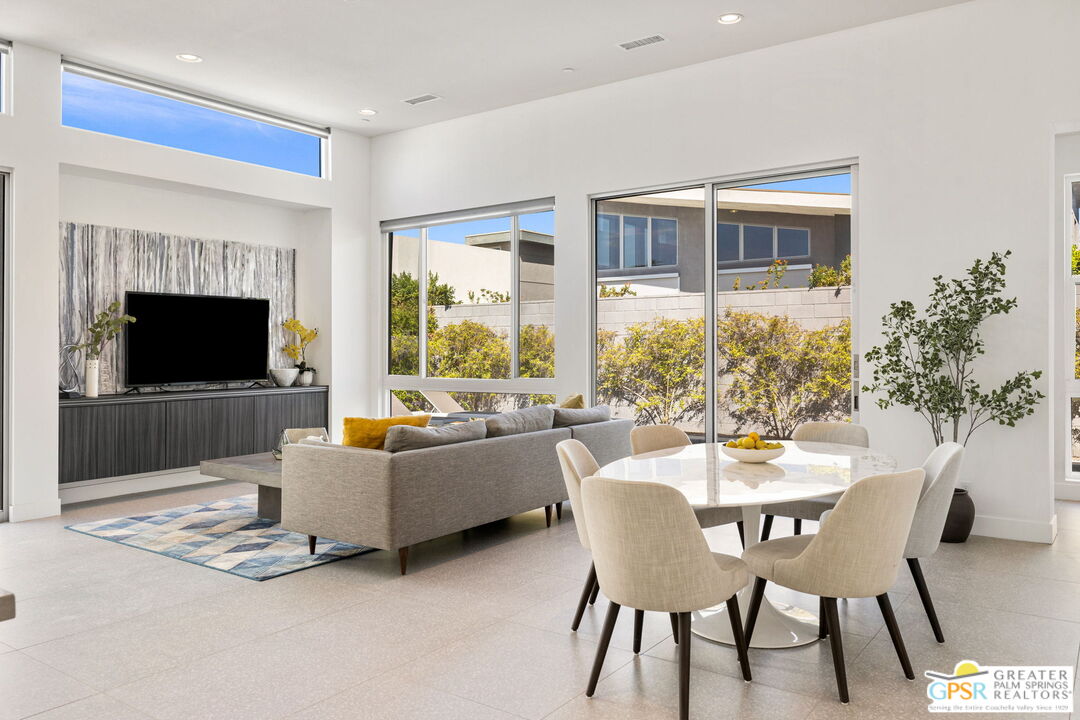 Palm Springs, California, 92262, United States, 3 Bedrooms Bedrooms, ,3 BathroomsBathrooms,Residential,For Sale,1927236