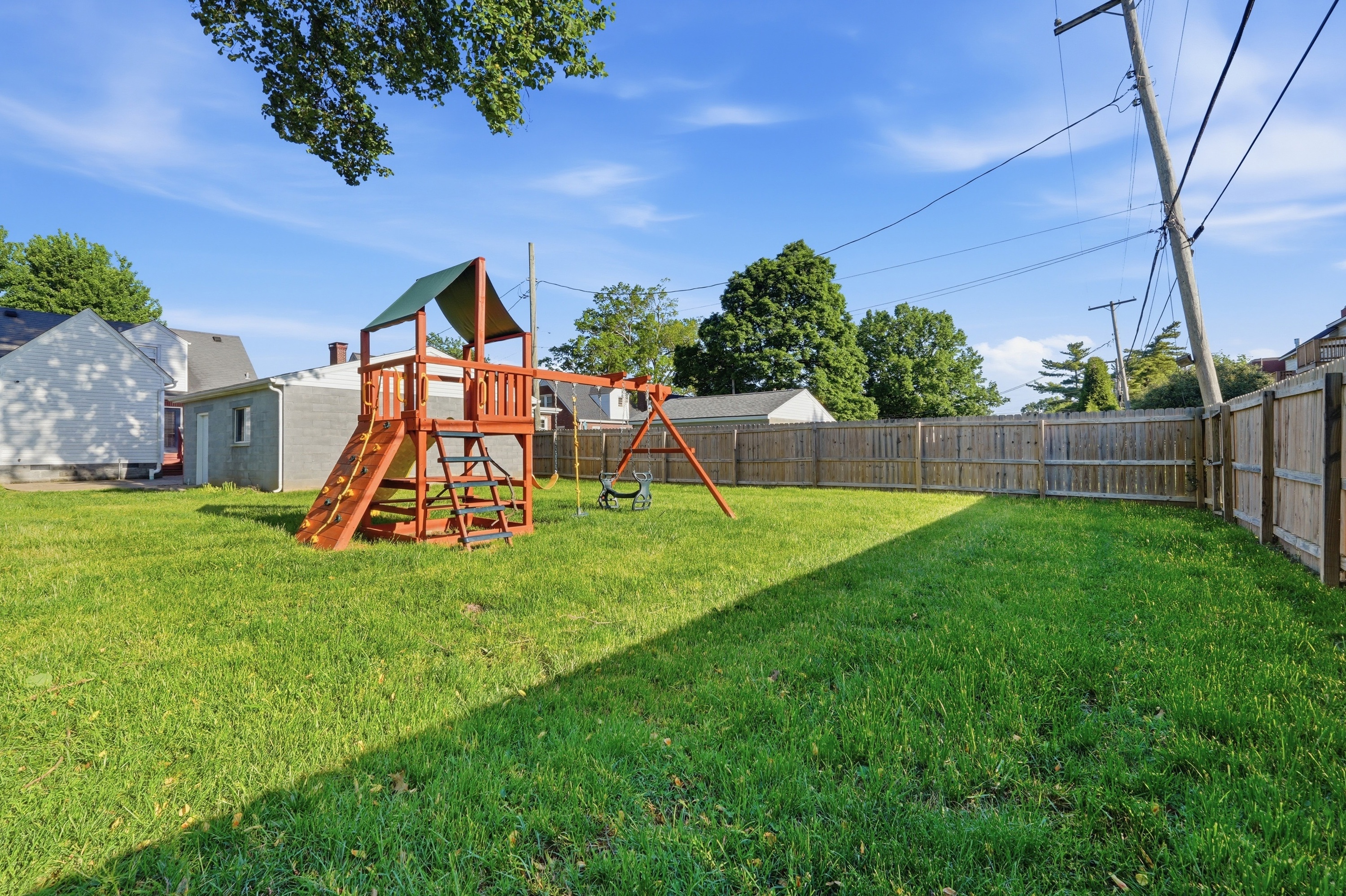  225 Brown Avenue, Louisville, KY 40207 - 物件實景