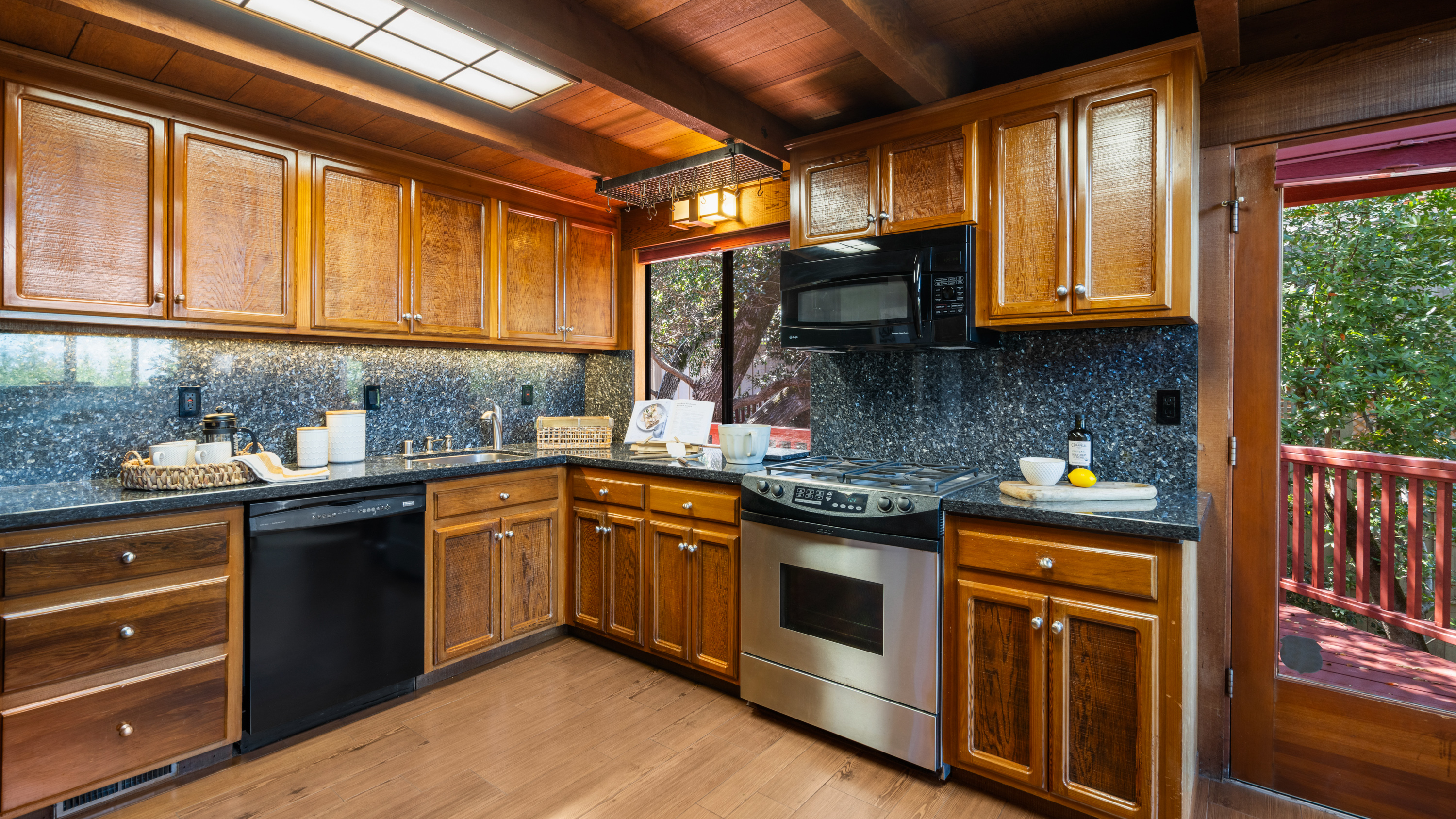  Panoramic Views in Private East Novato - 物件實景