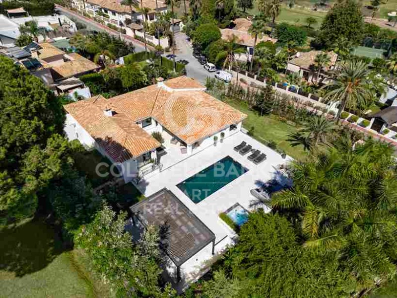 Marbella, Andalusia, ES, 5 Bedrooms Bedrooms, ,5 BathroomsBathrooms,Residential,For Sale,1819218