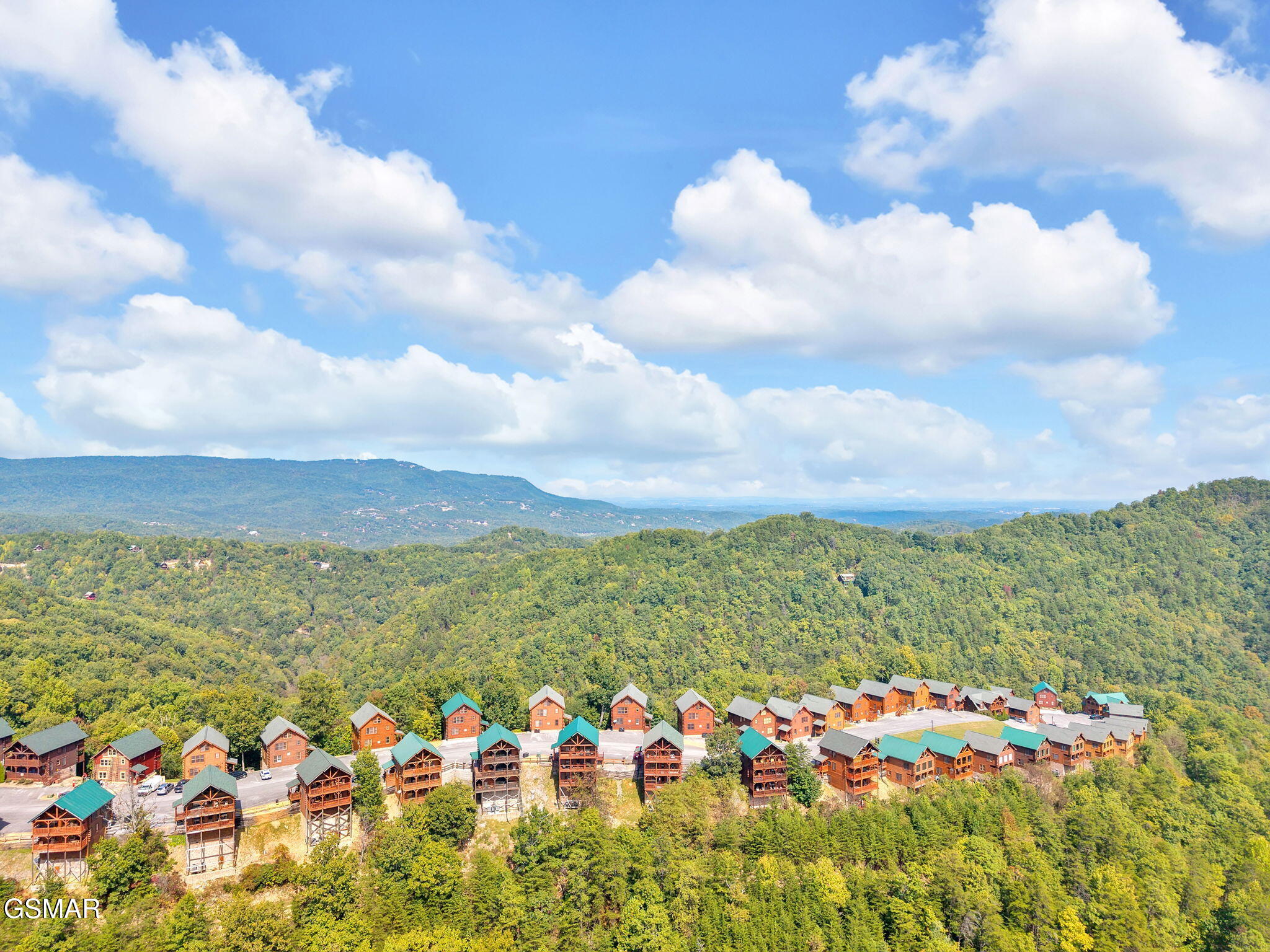 Sevierville, Tennessee, 37862, United States, 3 Bedrooms Bedrooms, ,3 BathroomsBathrooms,Residential,For Sale,1974724