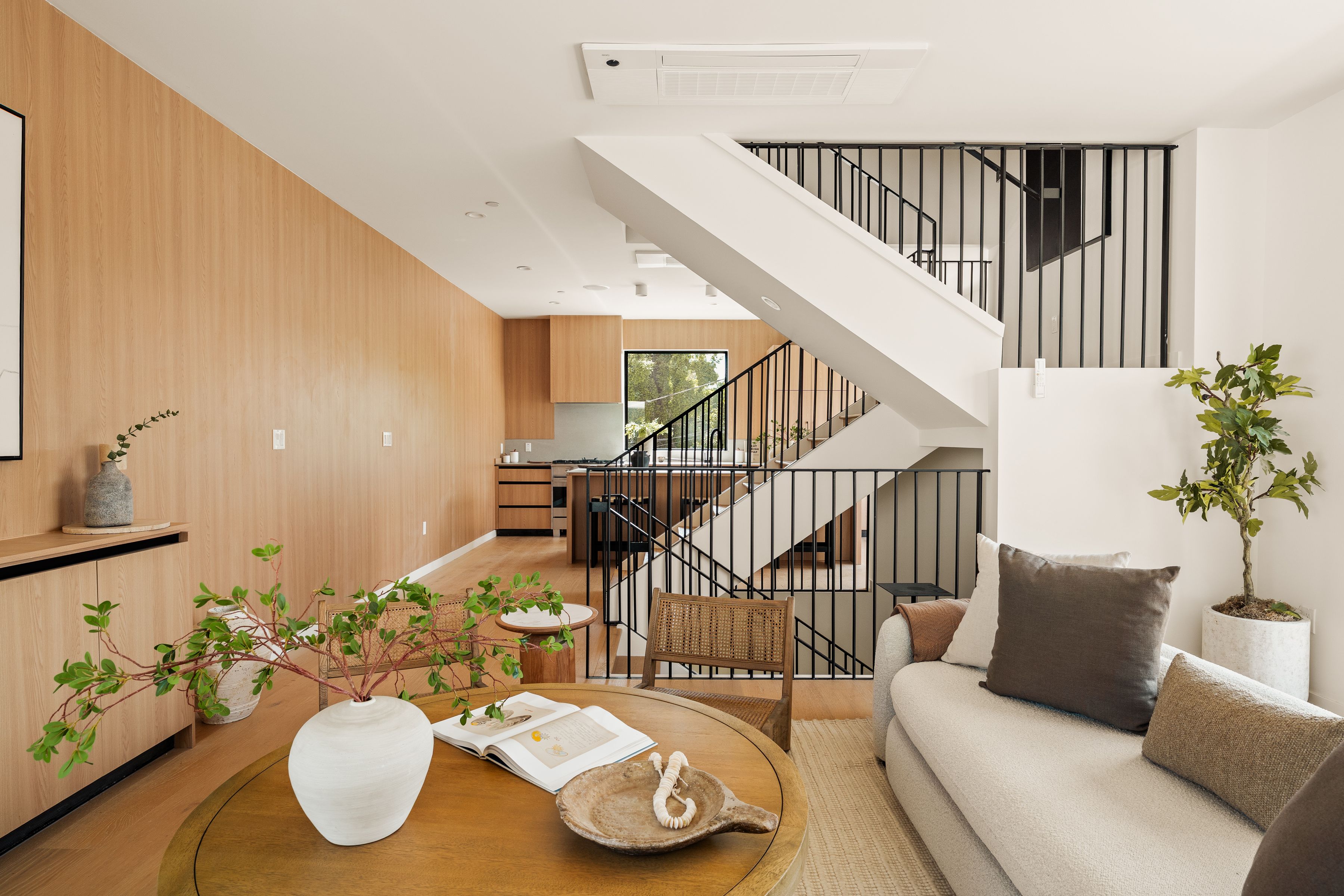  1749 1/2 S Marvin Ave - 物件實景