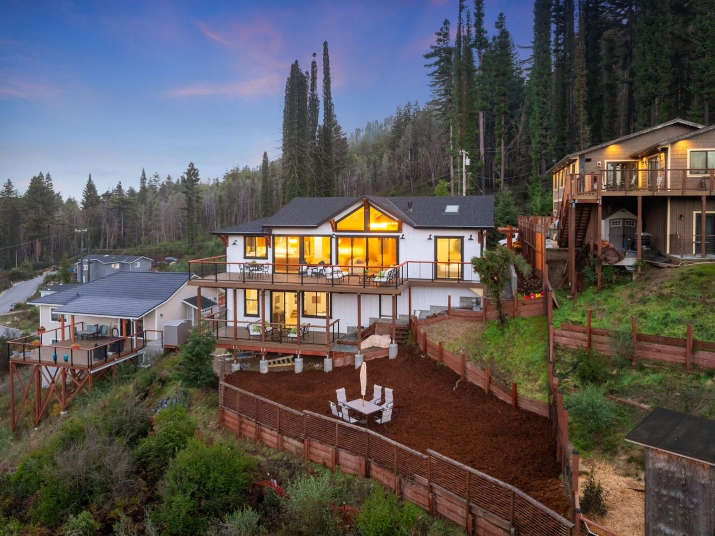 Boulder Creek, California, 95006, United States, 5 Bedrooms Bedrooms, ,4 BathroomsBathrooms,Residential,For Sale,1991450