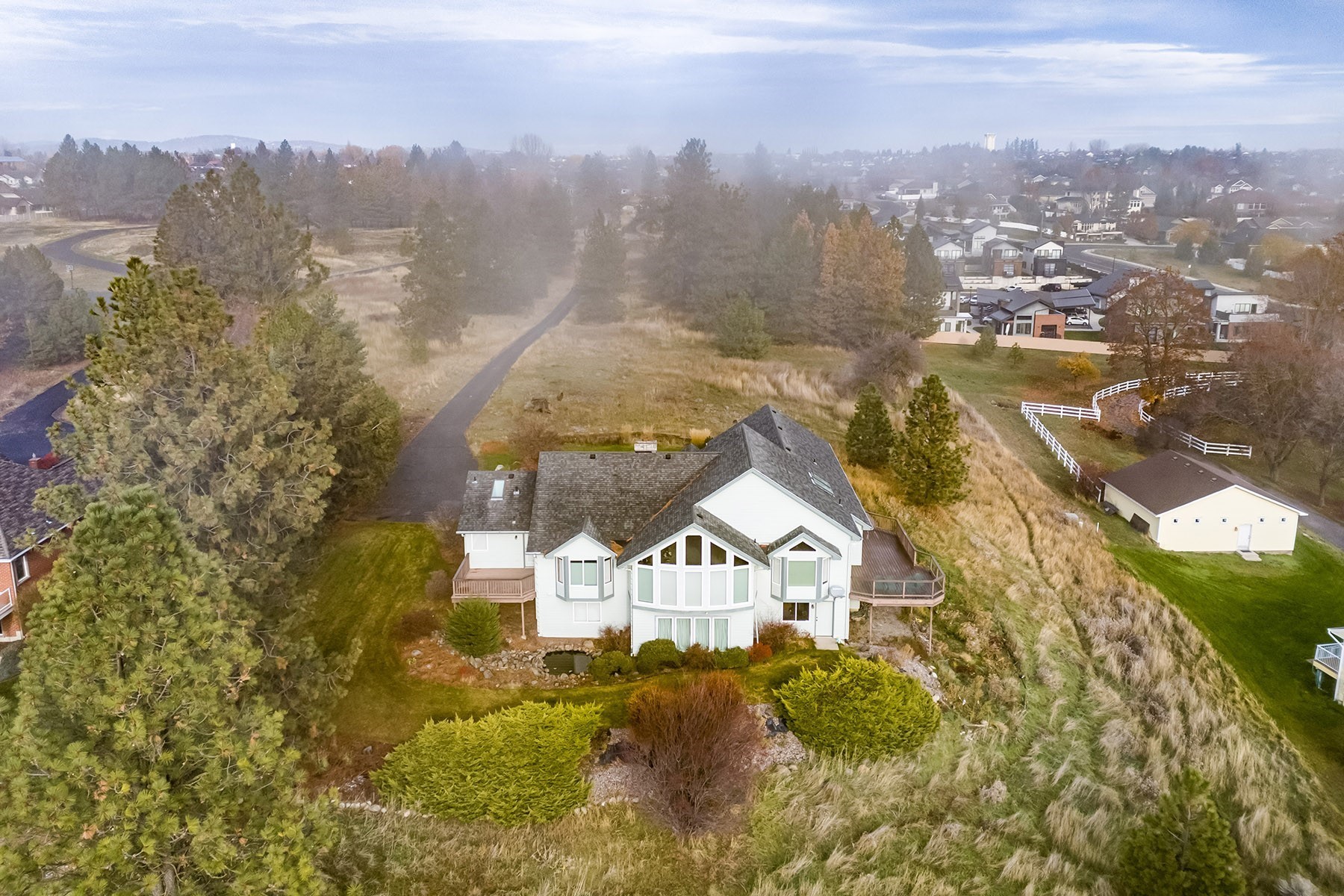  7335 N Five Mile Rd - 物件實景