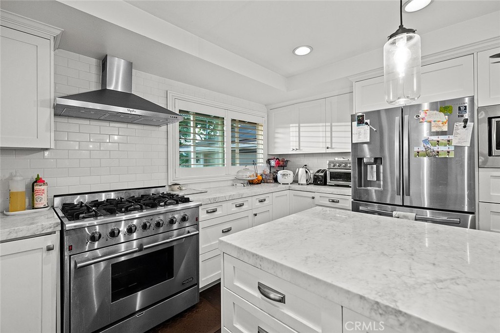 Long Beach, California, 90808, United States, 4 Bedrooms Bedrooms, ,2 BathroomsBathrooms,Residential,For Sale,1987796