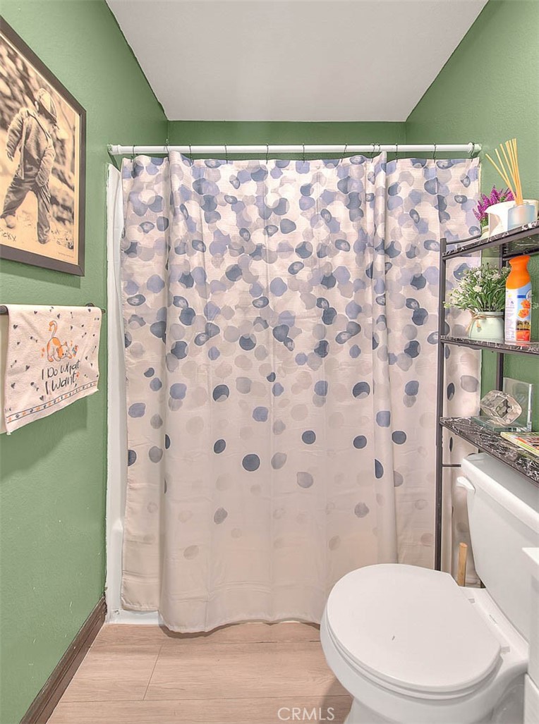 Jurupa Valley, California, 92509, United States, 4 Bedrooms Bedrooms, ,2 BathroomsBathrooms,Residential,For Sale,1998083