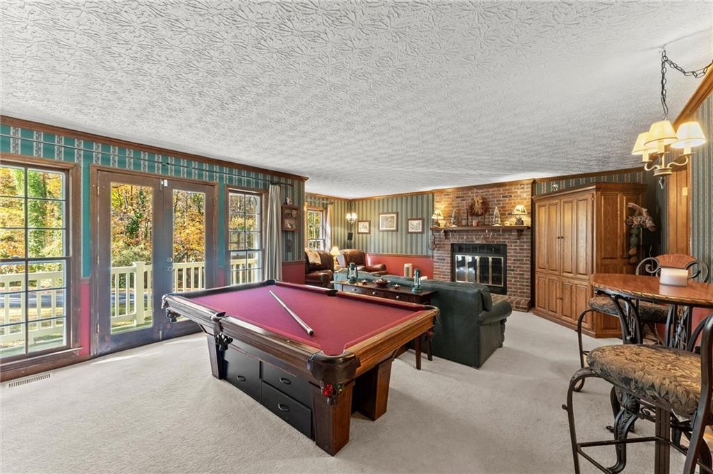 Roswell, Georgia, 30075, United States, 5 Bedrooms Bedrooms, ,4 BathroomsBathrooms,Residential,For Sale,1990755