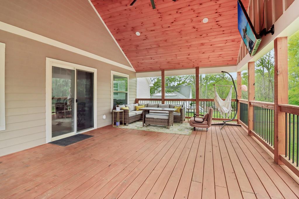 Woodstock, Georgia, 30188, United States, 5 Bedrooms Bedrooms, ,3 BathroomsBathrooms,Residential,For Sale,1944813