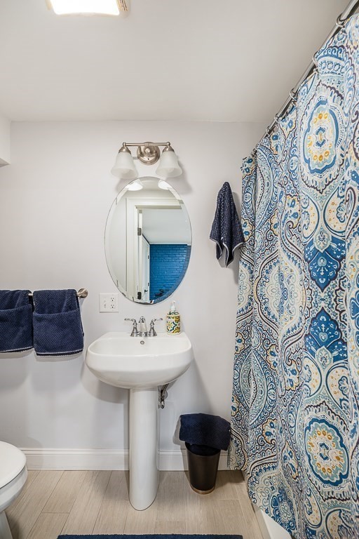Manchester, Massachusetts, 01944, United States, 4 Bedrooms Bedrooms, ,3 BathroomsBathrooms,Residential,For Sale,1938822