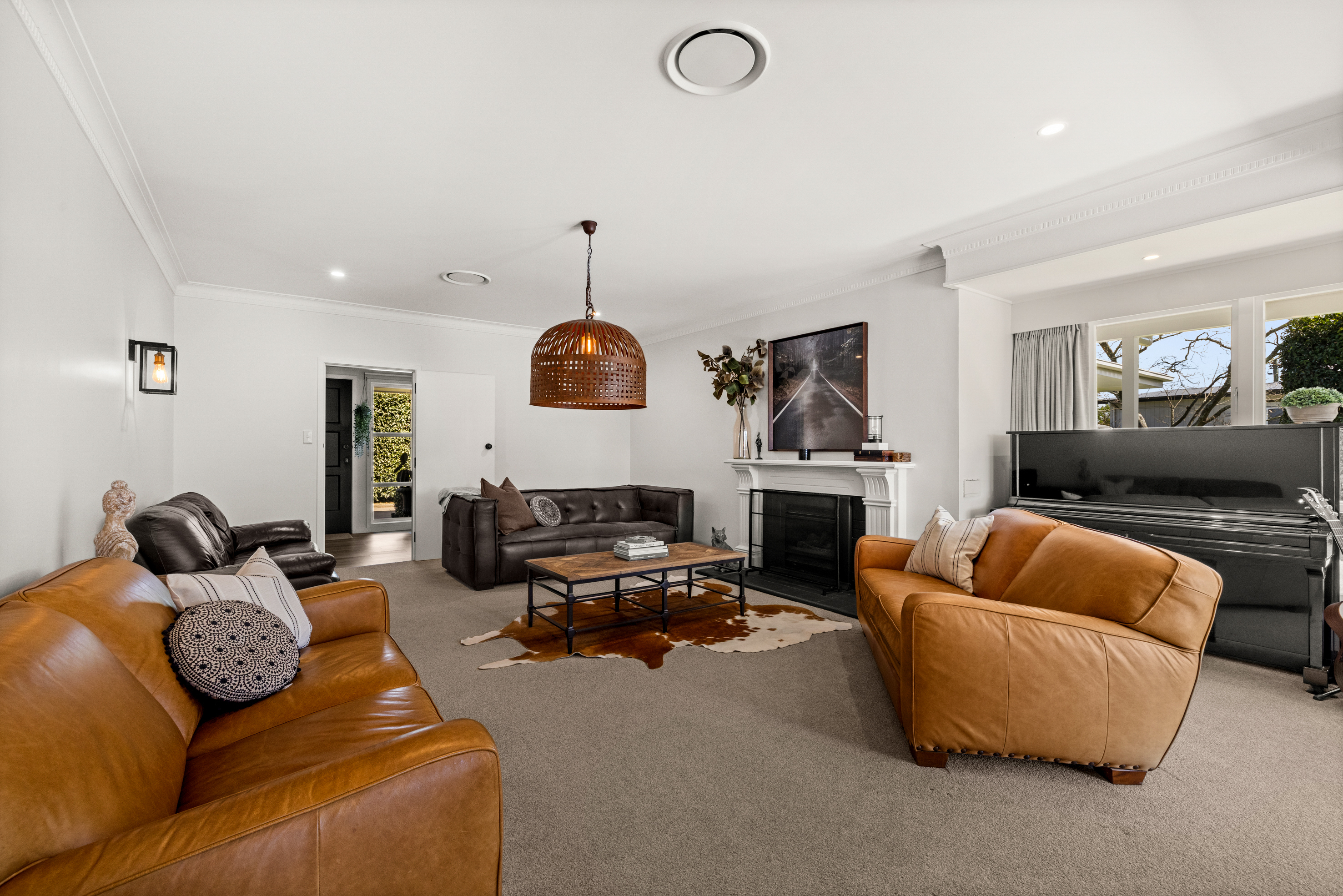  904B Harding Road, Camberley - 物件實景