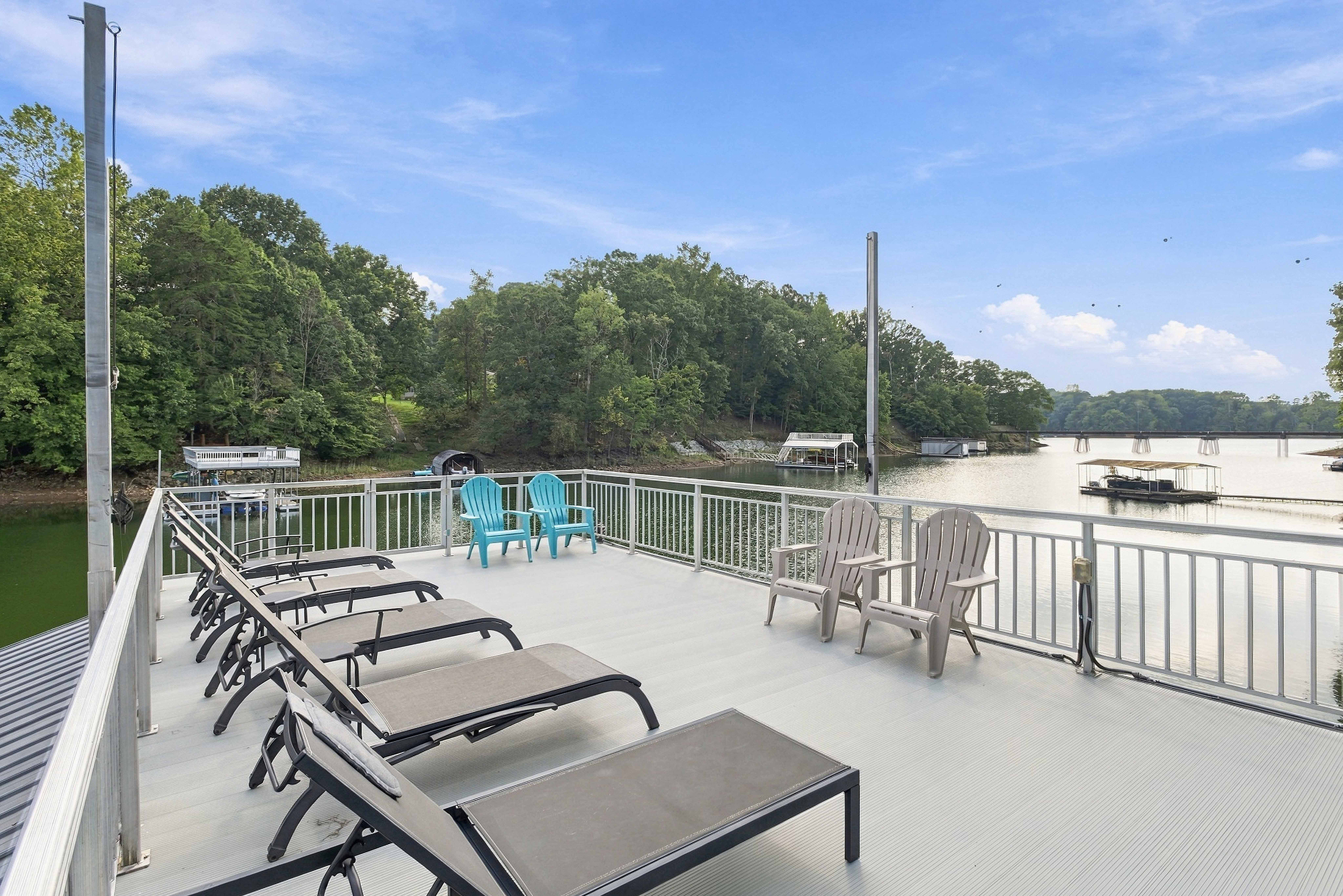  Your Dream Lake House: Renovated, Waterfront and Fully Furnished - 物件實景