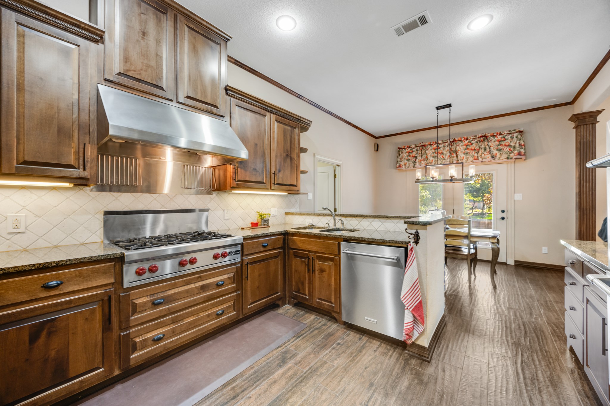 Midlothian, Texas, 76065, United States, 4 Bedrooms Bedrooms, ,3 BathroomsBathrooms,Residential,For Sale,1972696