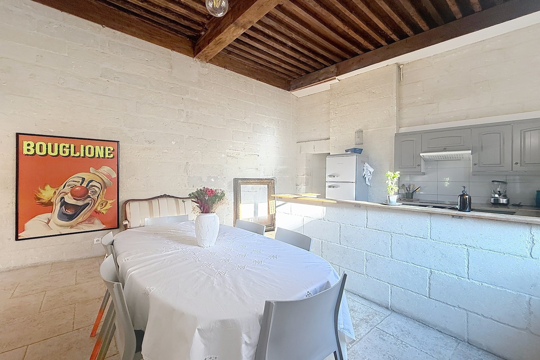 17th Century Private Mansion - 105 m² - Steps from Place aux Herbes - 物件實景