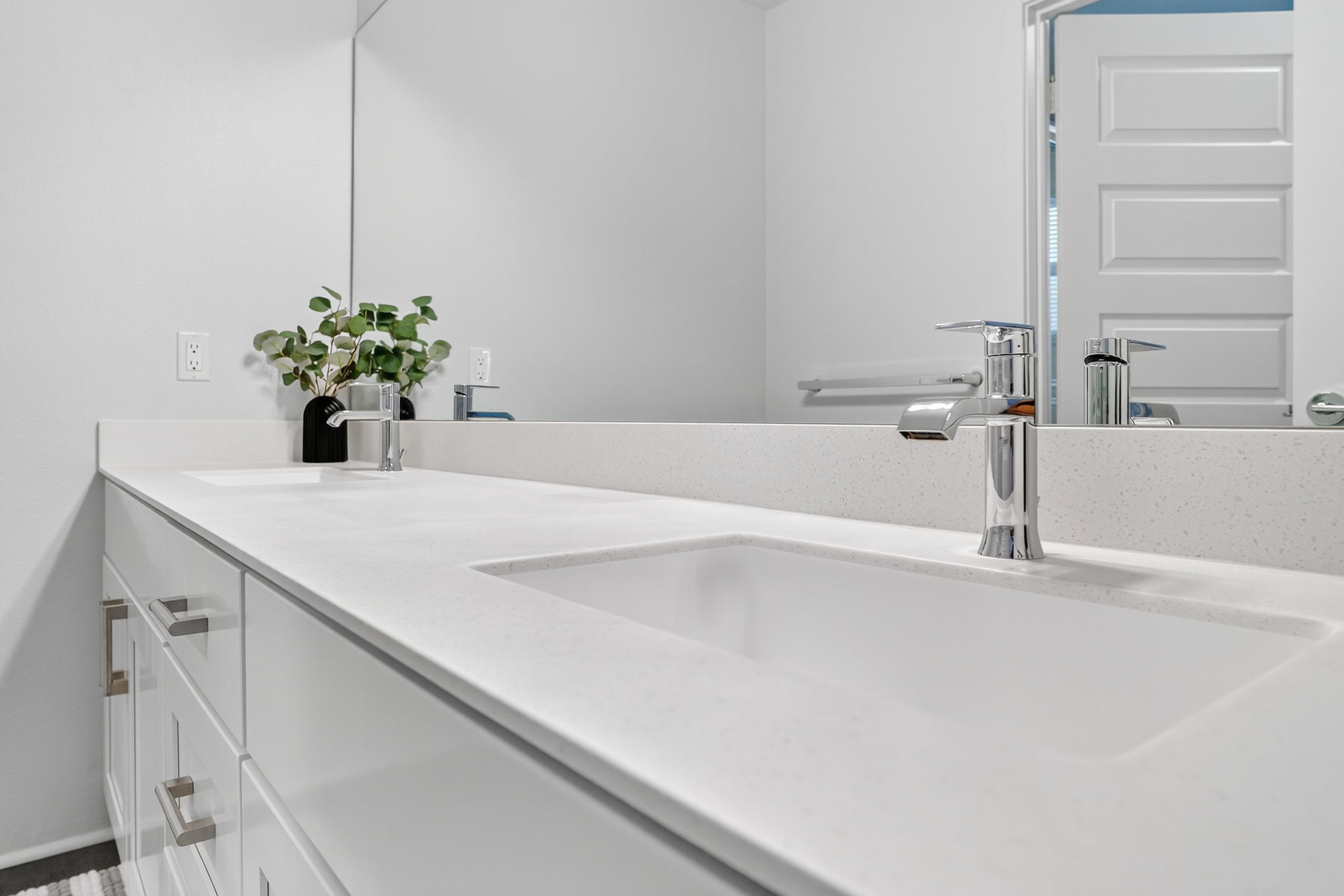 Ewa Beach, Hawaii, 96706, United States, 2 Bedrooms Bedrooms, ,3 BathroomsBathrooms,Residential,For Sale,2007892