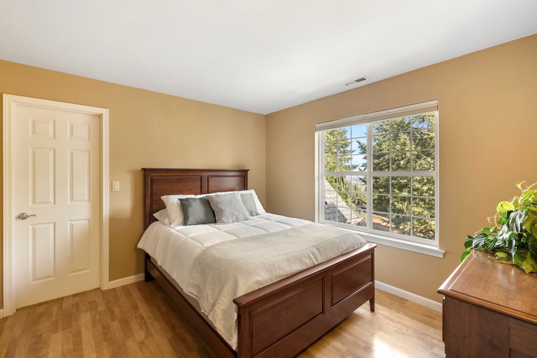  4050 SYLVESTER DR Hood River, OR 97031 - 物件實景