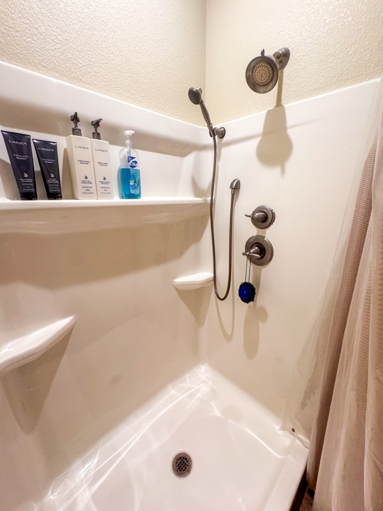 Bloomburg, Texas, 75556, United States, 4 Bedrooms Bedrooms, ,2 BathroomsBathrooms,Residential,For Sale,1789211