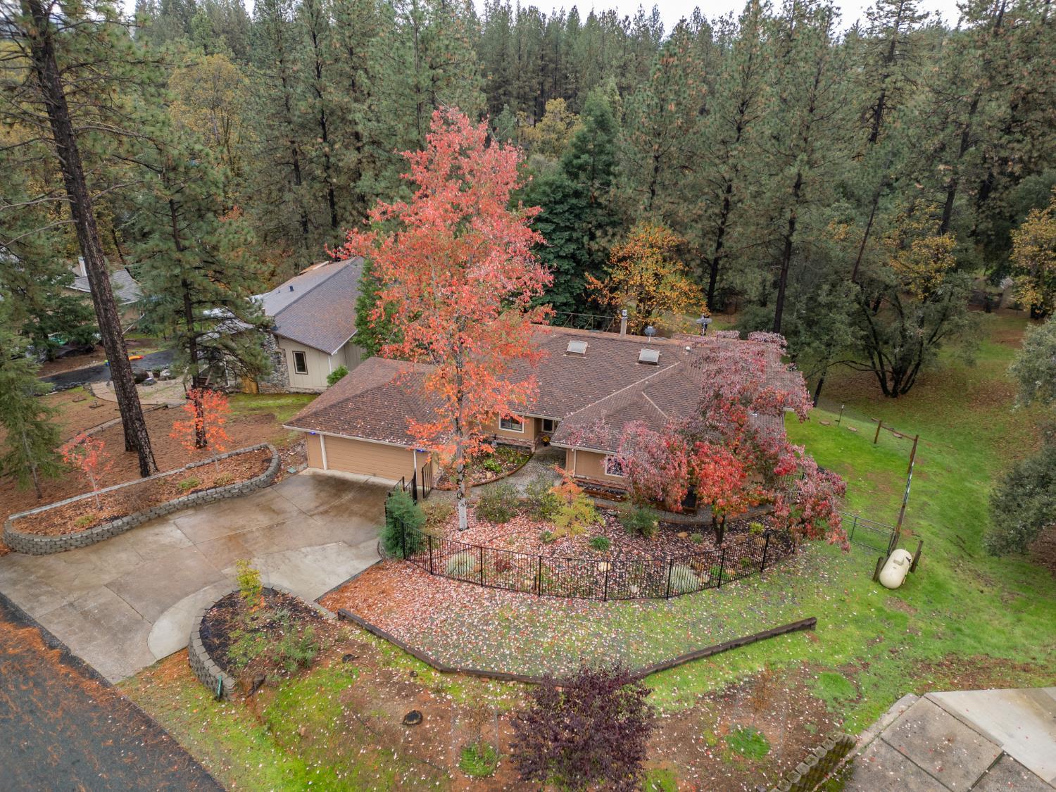 Grass Valley, California, 95949, United States, 3 Bedrooms Bedrooms, ,3 BathroomsBathrooms,Residential,For Sale,1992571