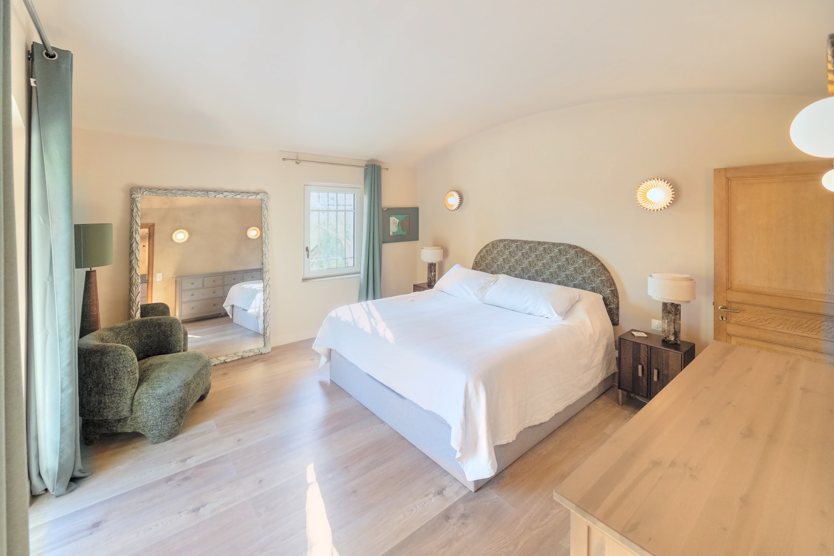  Near Valbonne: renovated Provençal villa with pool and open views in Plascassier - 物件實景