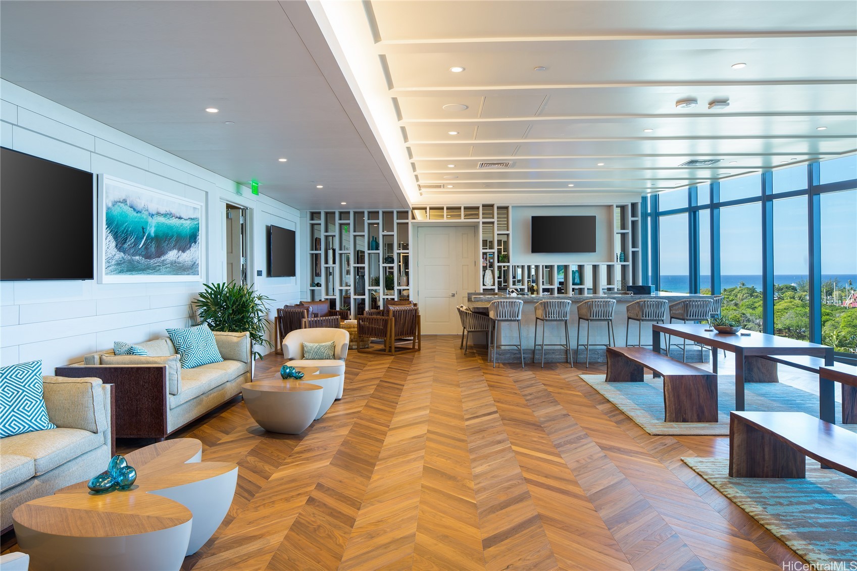 Honolulu, Hawaii, 96814, United States, 3 Bedrooms Bedrooms, ,3 BathroomsBathrooms,Residential,For Sale,2003362